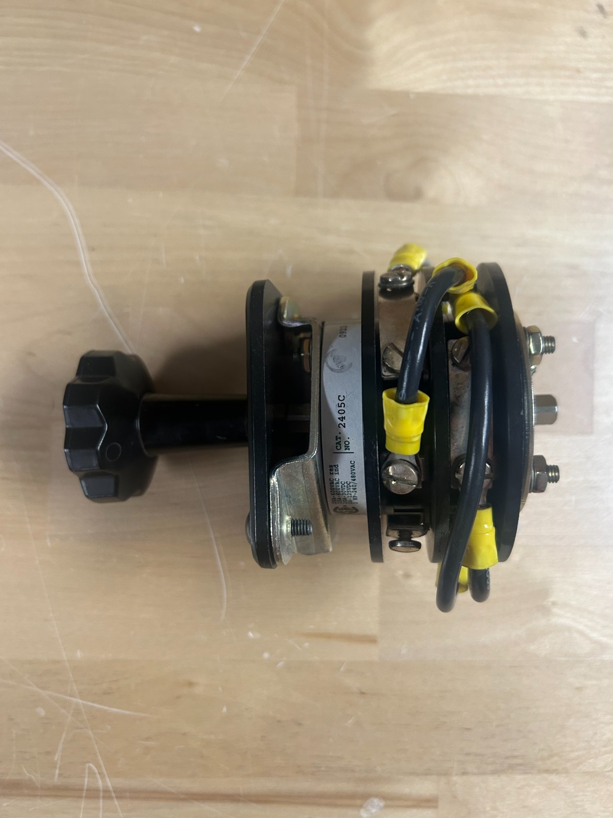 Electro Switch 2405C Voltmeter Series 24