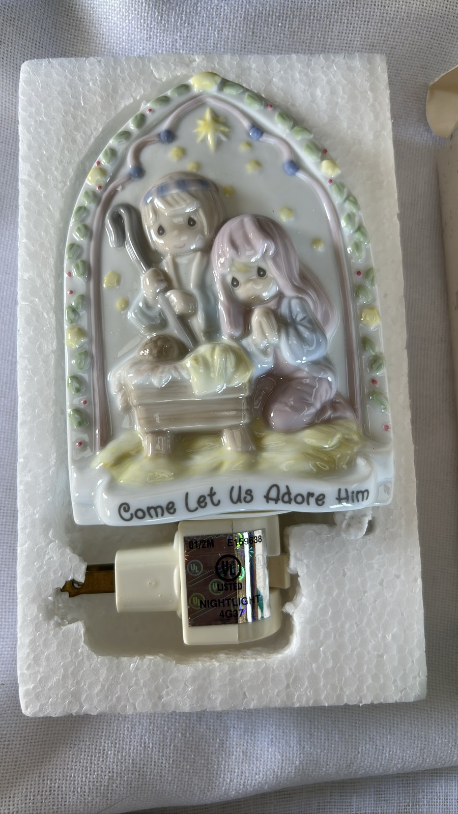 Precious Moments Come Let Us Adore Him Porcelain Plug-In Night Light 1996