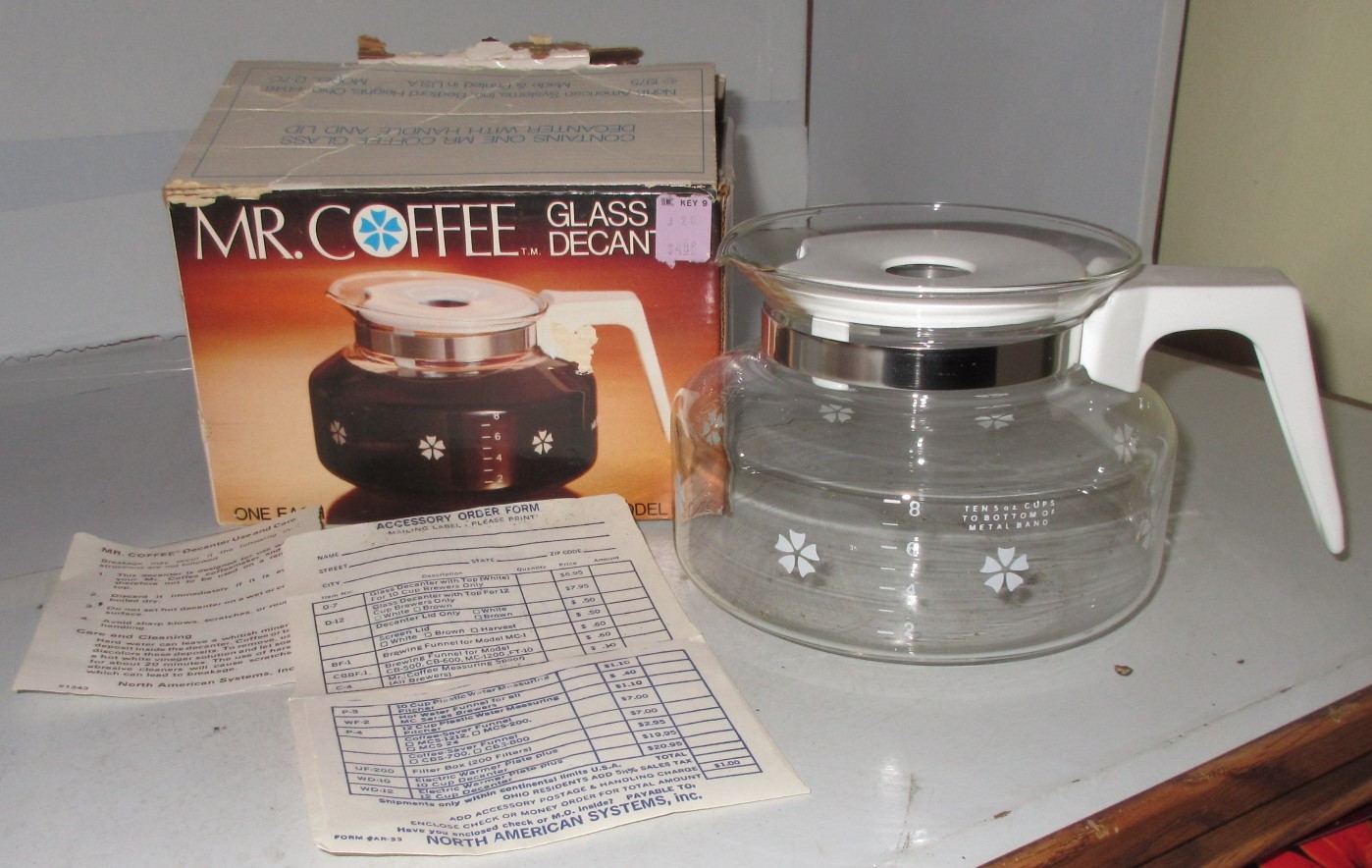 VTG Mr Coffee 10 Model D-7C Glass Decanter Replacement Coffee Pot NOS Nice D-7