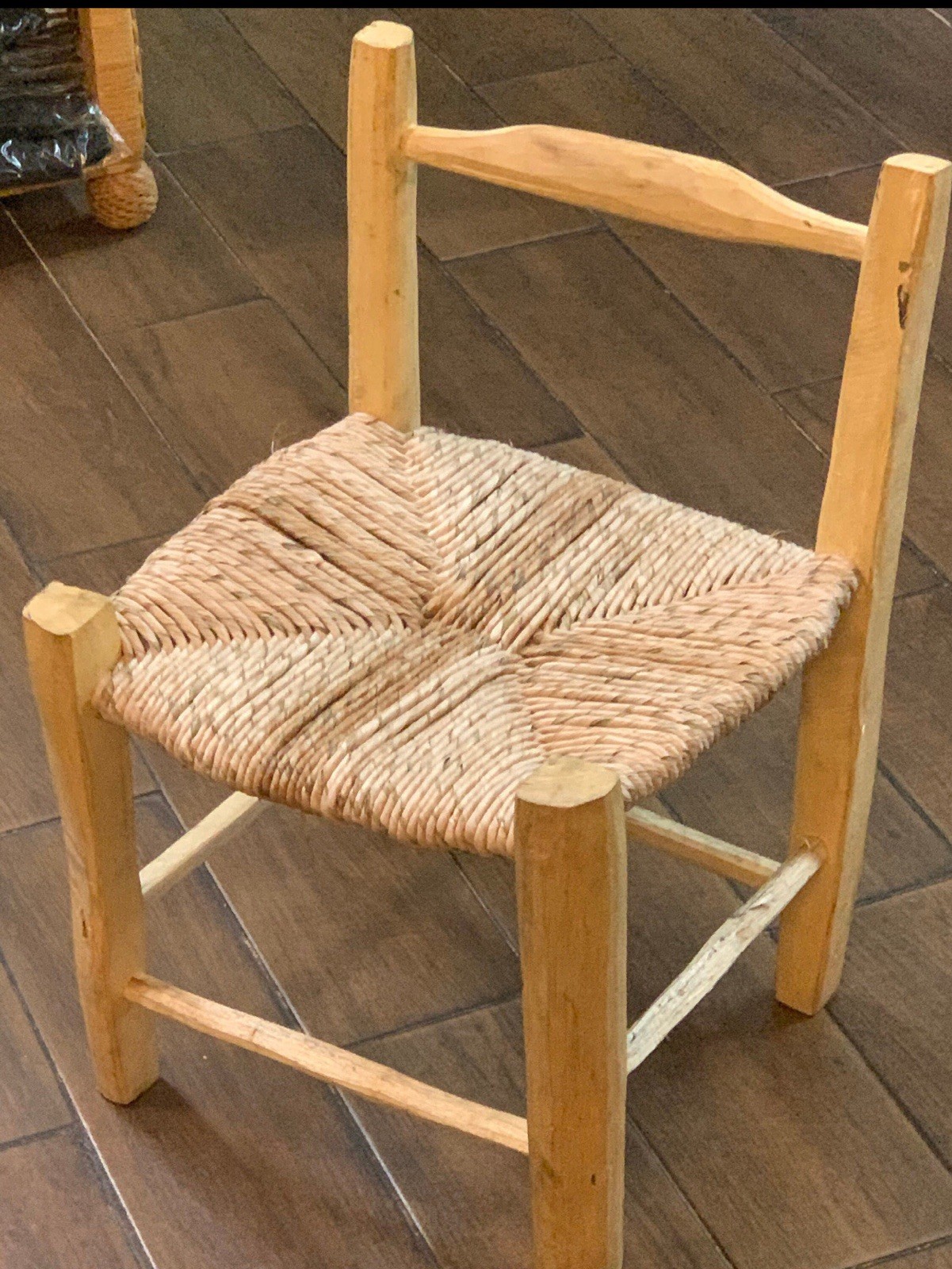 Haitian chair ( Ti Chèz Pay) SIZE AND COLOR MAY VARIED