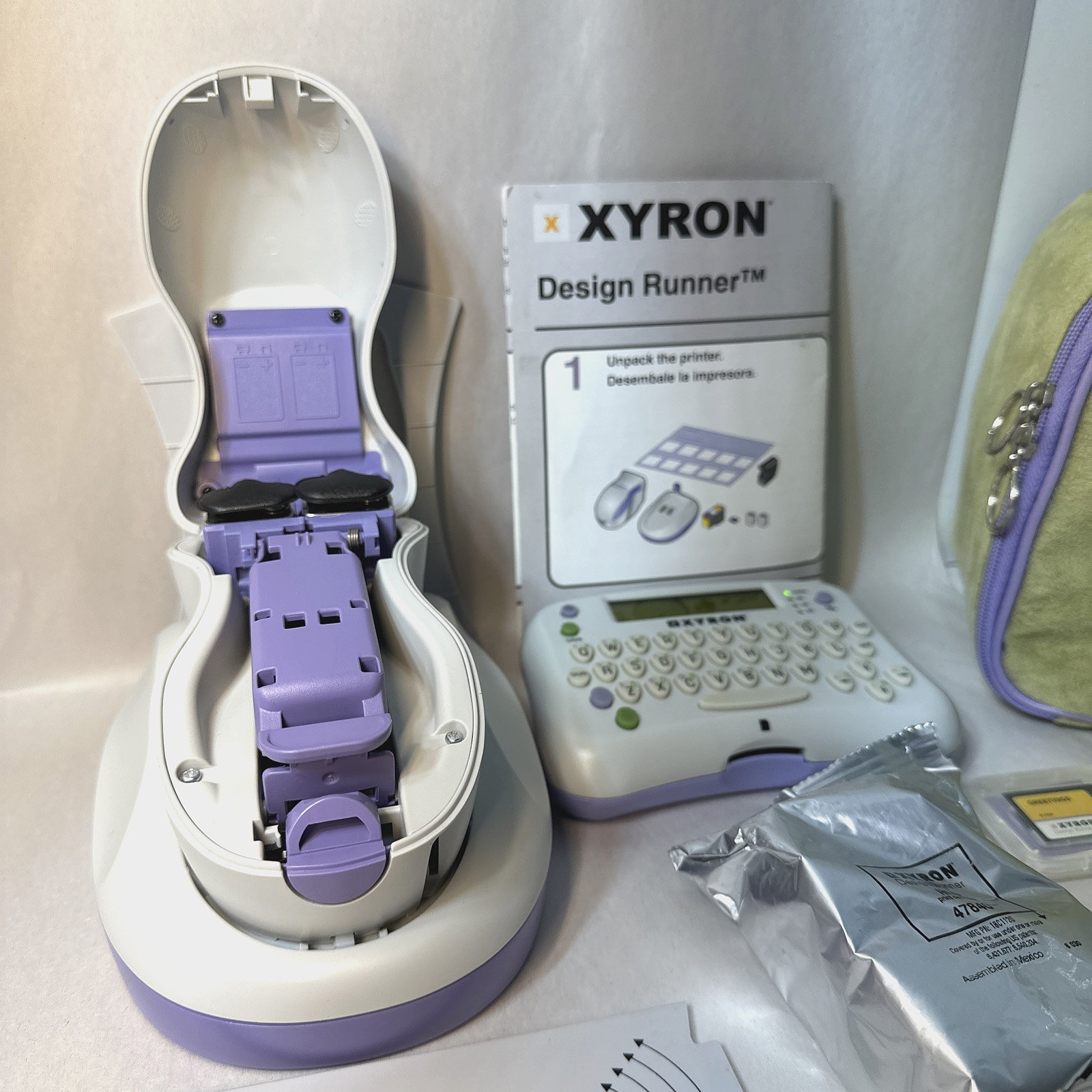 Xyron Design Runner Printer Kit Handheld Ink Cartridge 2 Discs & Disc Maker