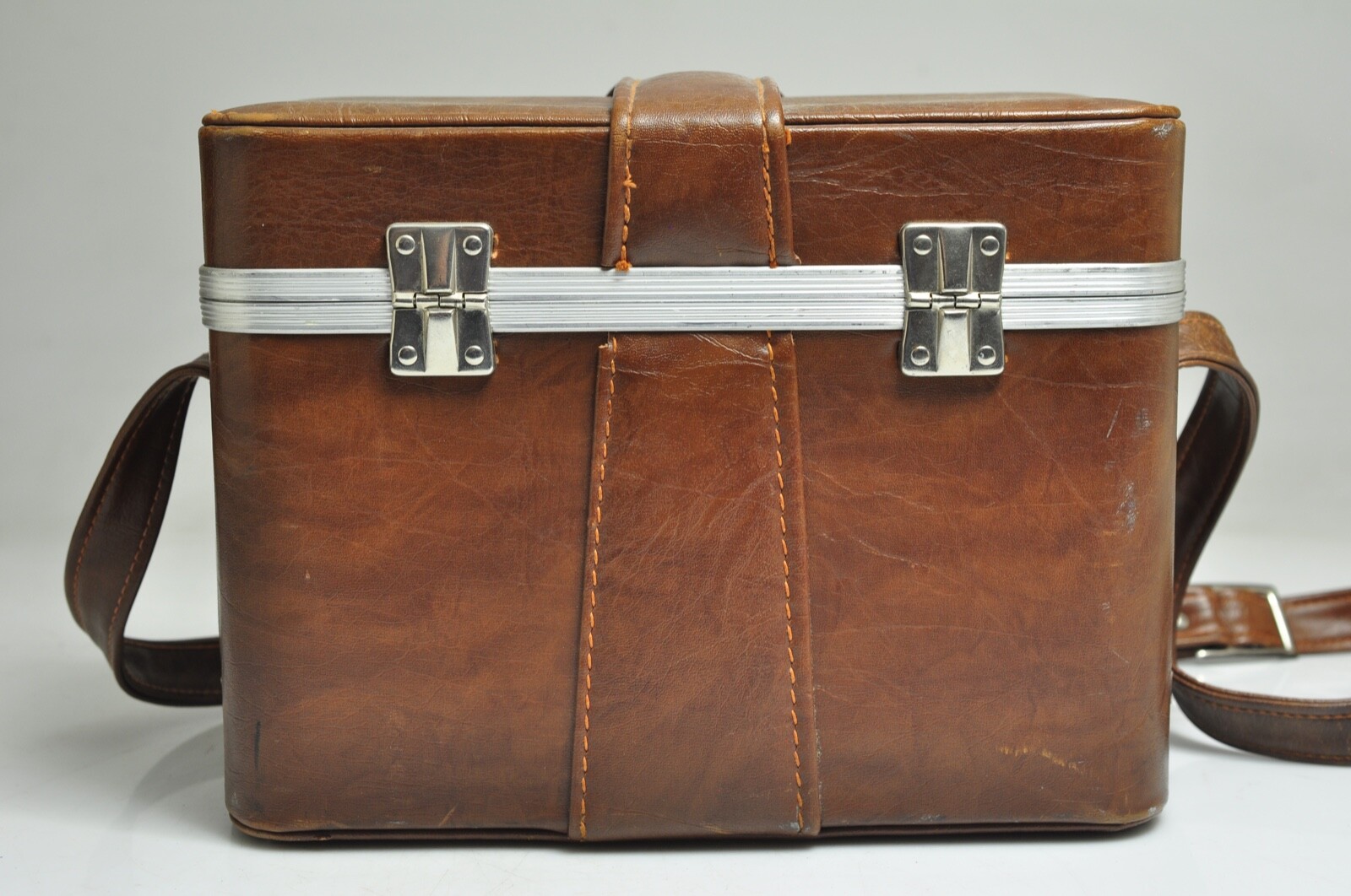 Vintage Camera Case, Vinyl case Shoulder strap- GC for age