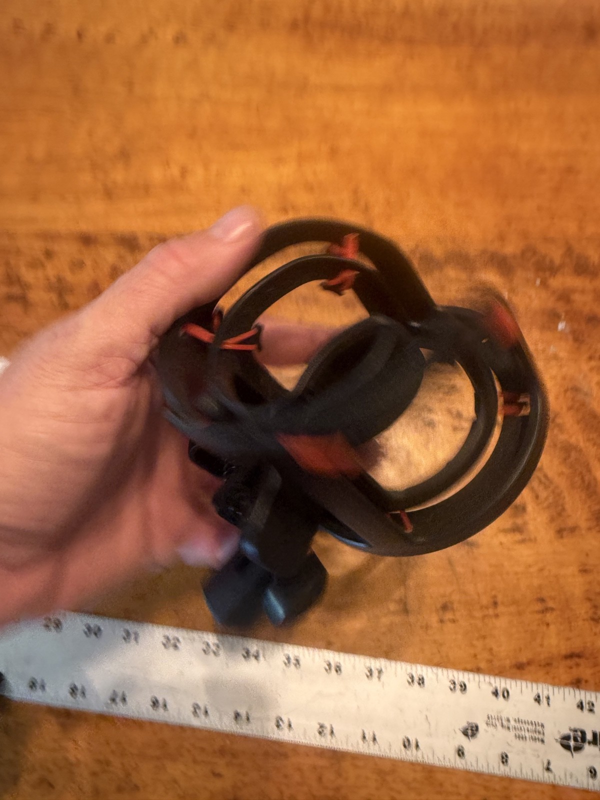 Microphone Shock Mount,Adjustable Mic Anti-Vibration Suspension Shock Mount KP24