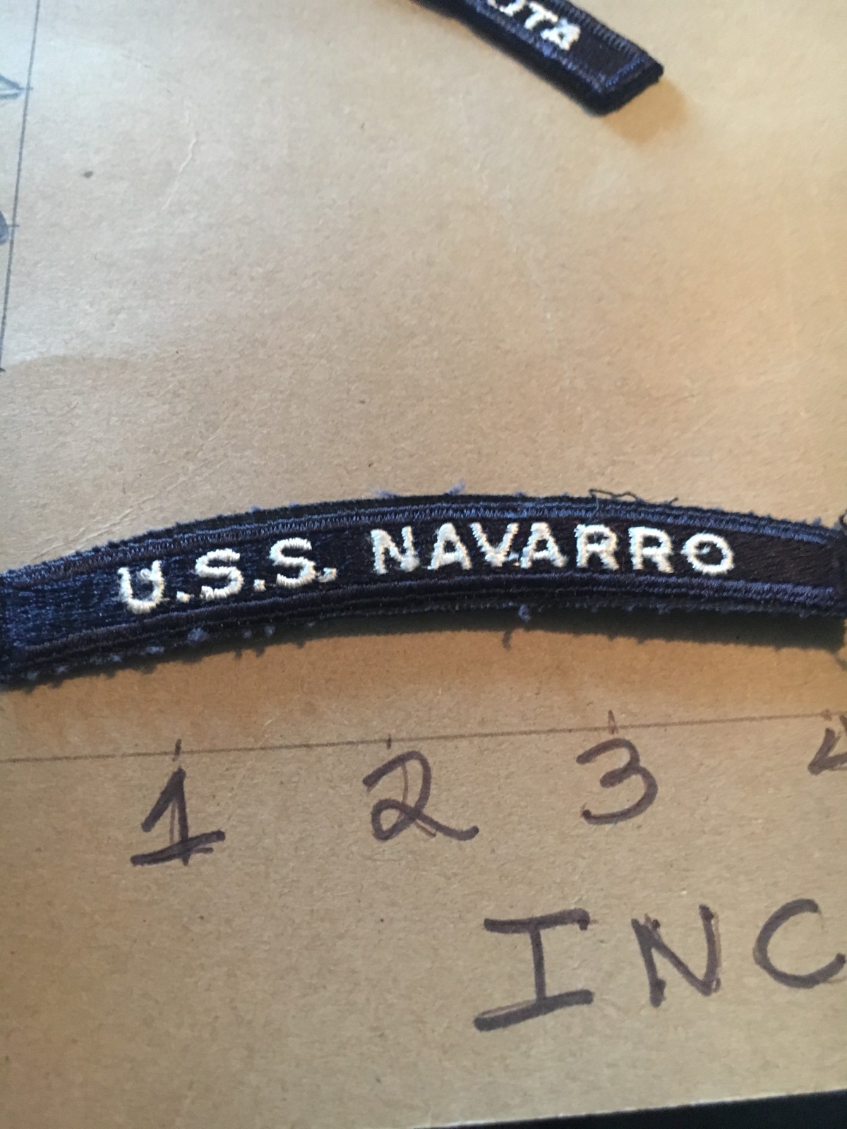 US NAVY SHOULDER STRIP TAB *** rocker *** Patch USS Navarro