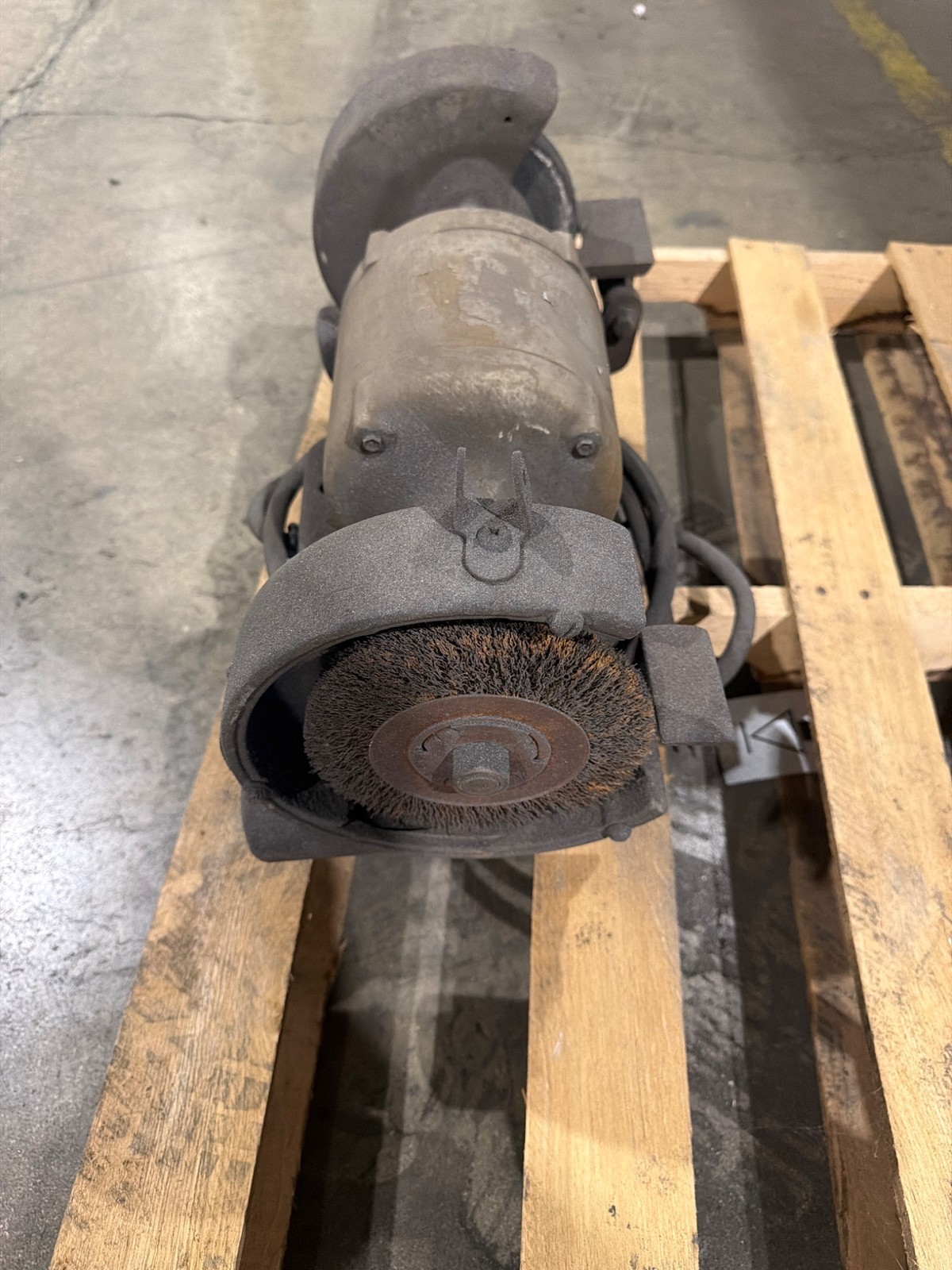 Dual Wheel Pedestal Grinder USED