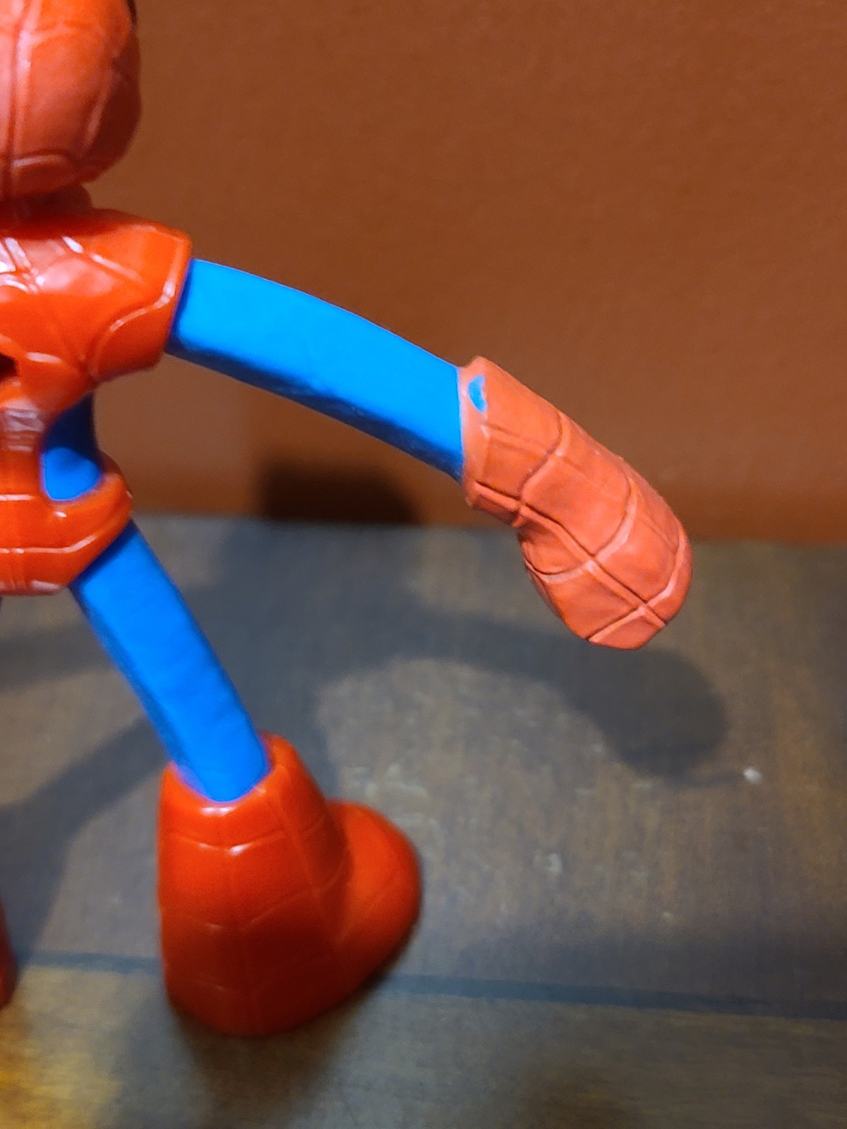 Play-Doh Hasbro Marvel Spiderman Bendy Action Figure - 4"