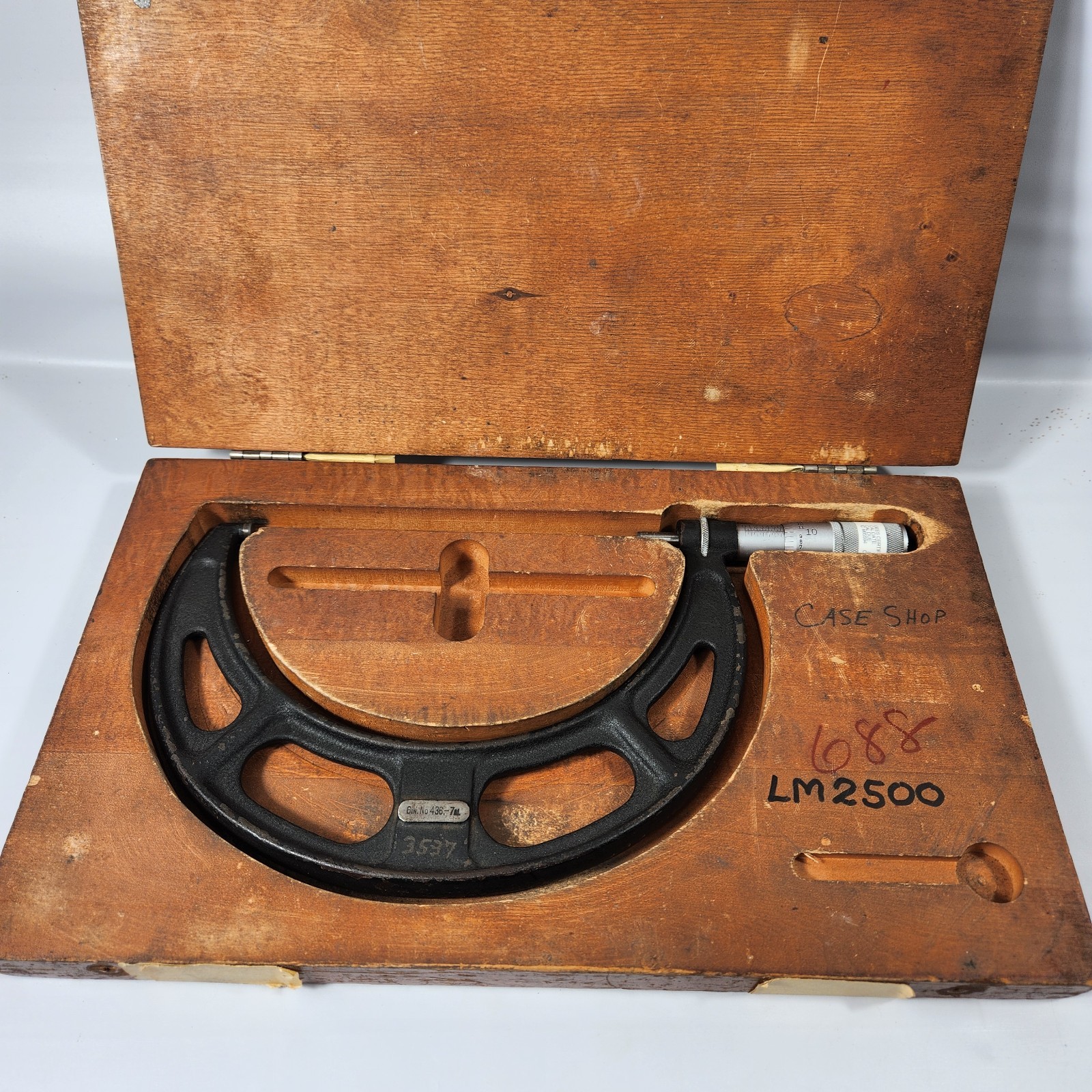Starrett No. 436 Outside Micrometer 6"-7" Range
