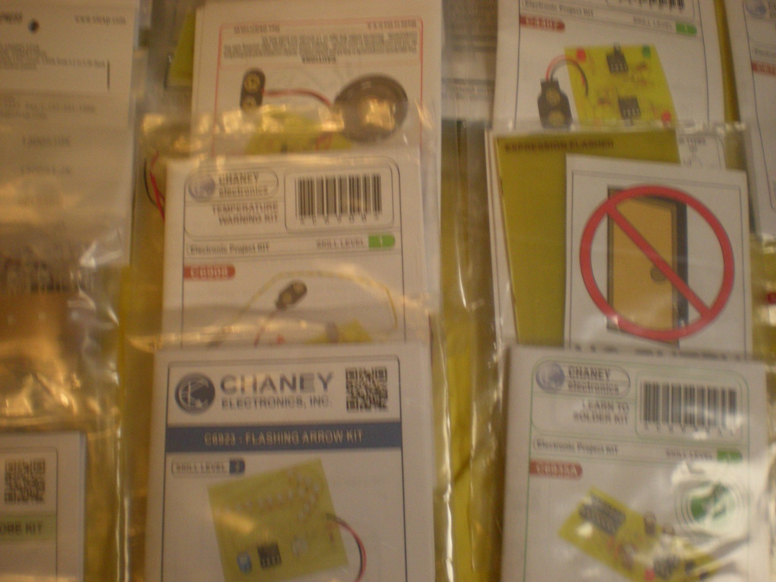 Electronic Learning Projects (76) NEW, +Soldering Tool kit, (SEE DESCRIPTION) ++