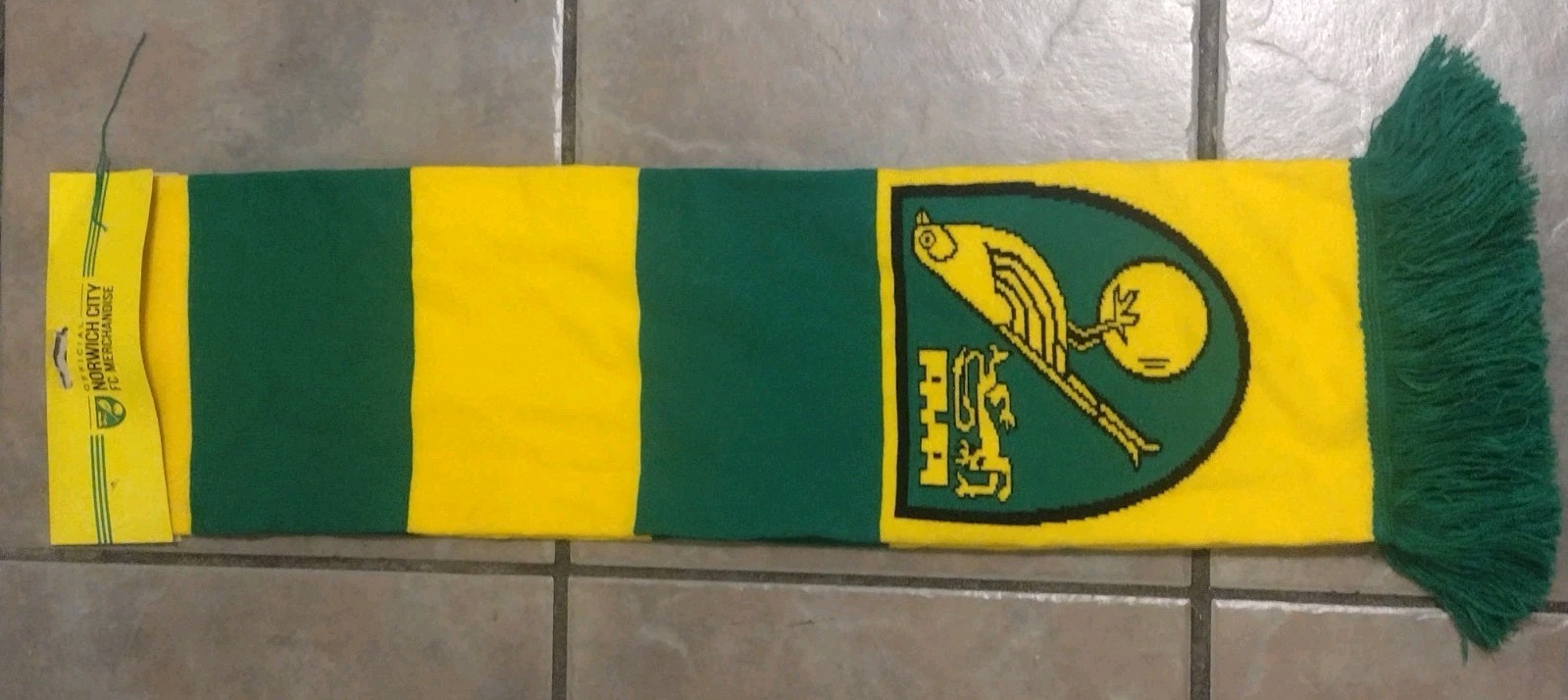 Norwich City FC Football Club Knit Winter Bar Scarf Green Yellow