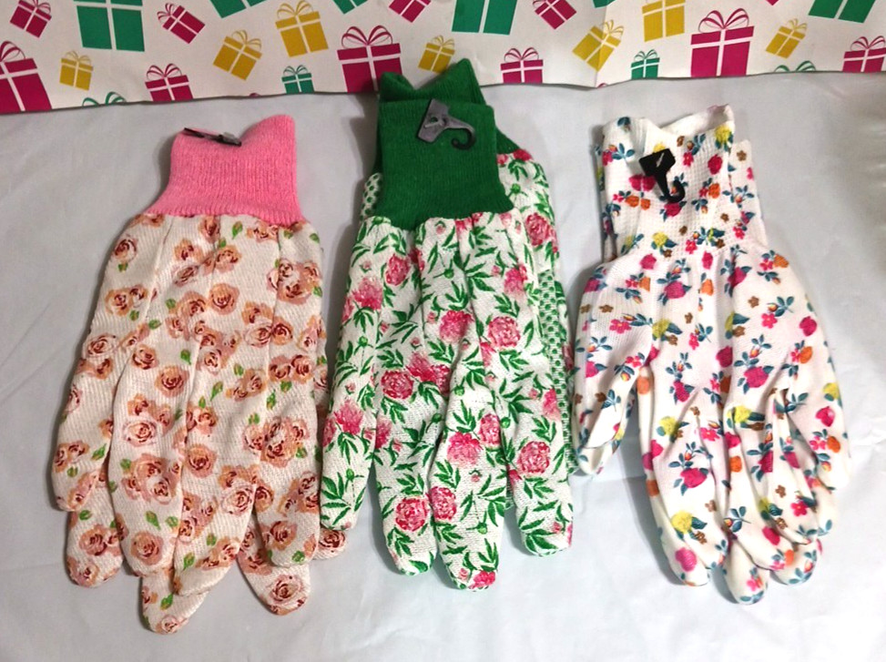 Gardening Gloves rubber coated, anti-slip, cotton wrist band. 3 Floral patterns