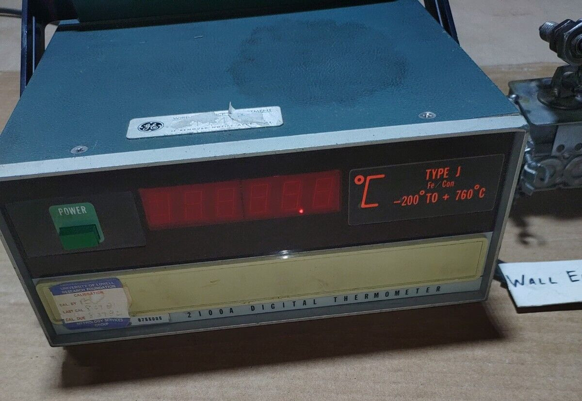 Fluke 2100A Temperature Controller =Used= Tested = Working