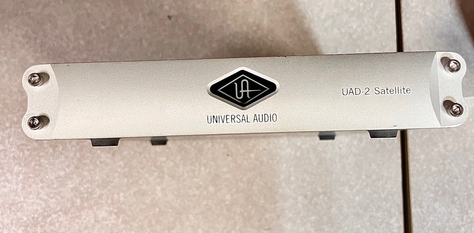 Universal Audio UAD-2 Satellite DUO Core Firewire 800/400 DSP Accelerator