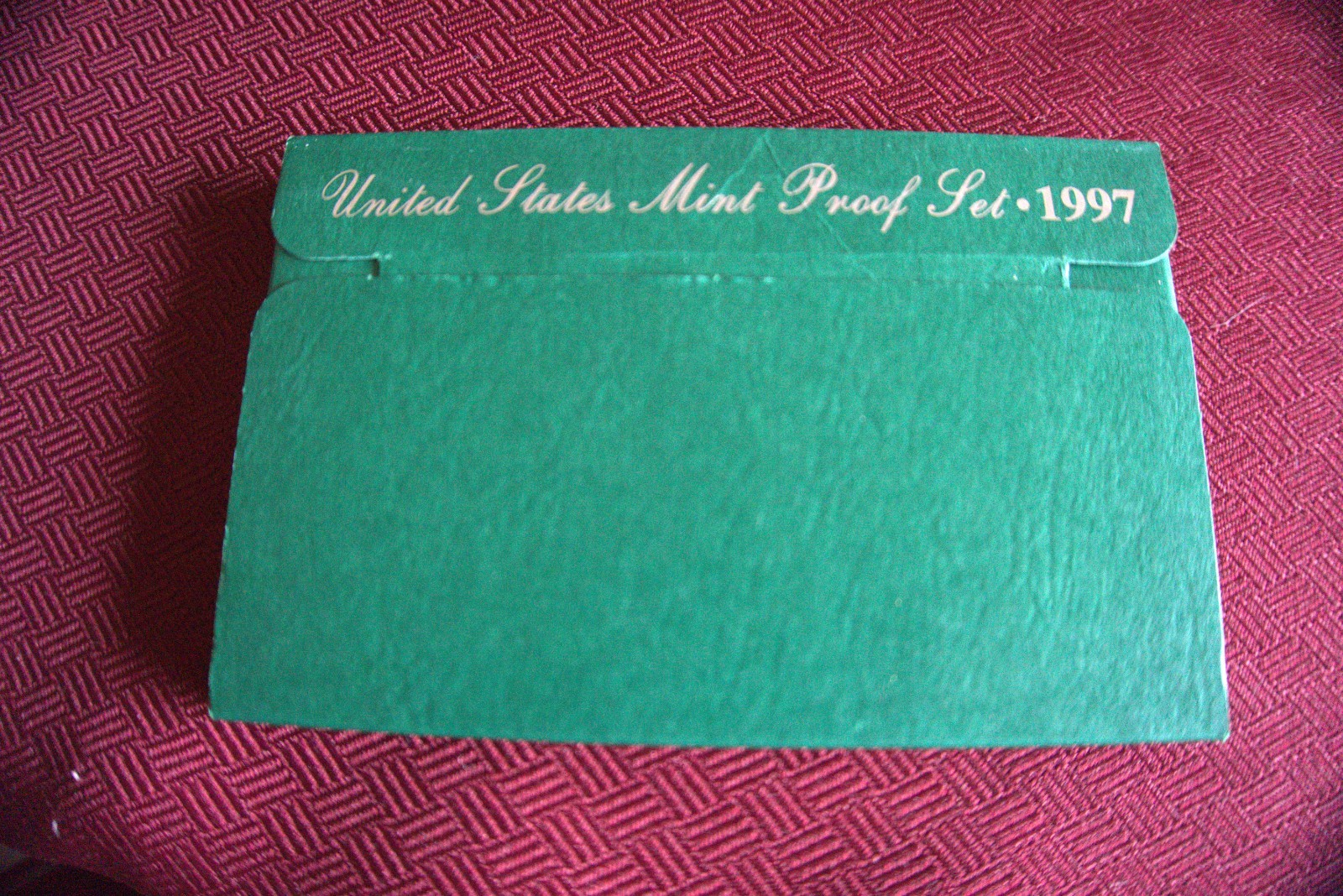 UNITED STATES MINT PROOF SET - 1977 WITH COA IN ORIGINAL PACKAGING