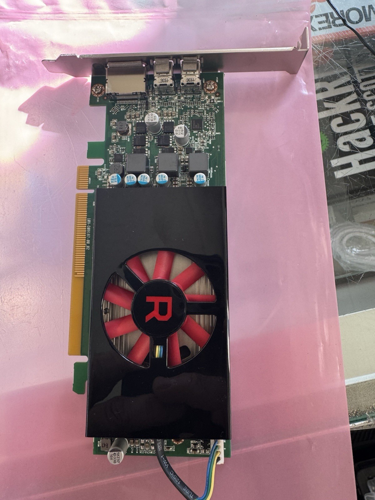 Full Size AMD Radeon RX 550 4GB GDDR5 Graphics Card Gaming Office PC HDMI DP DVI