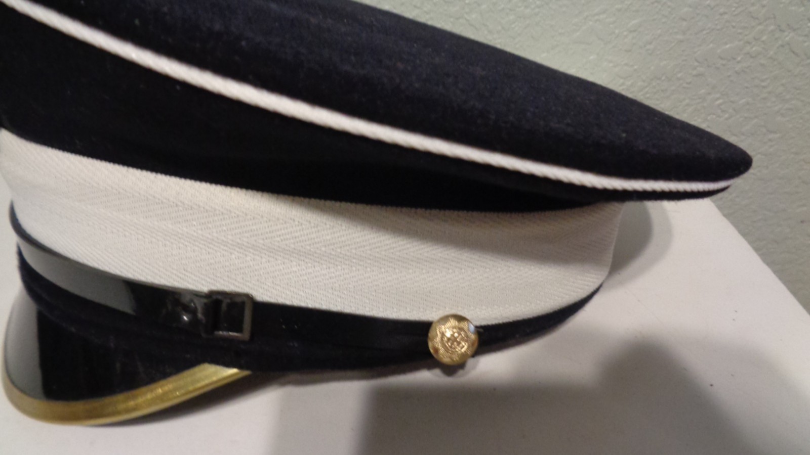 British Forces Coldstream Guards Peak Visor Cap With Regimental Badge Size 7 1/8