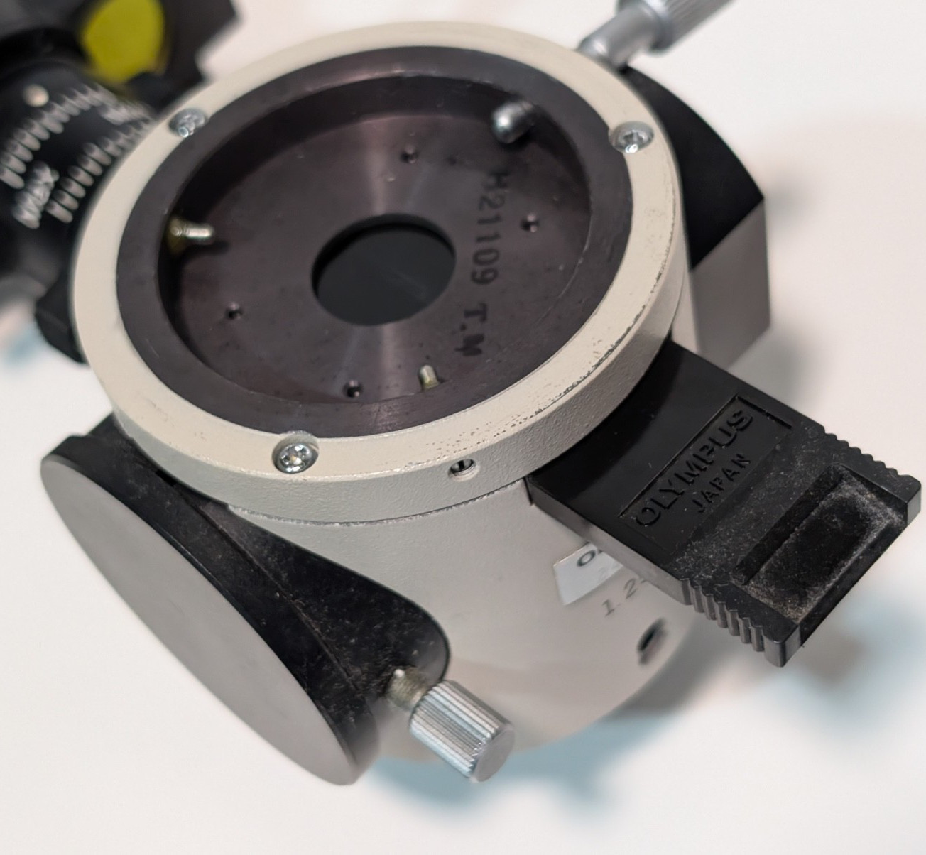 Olympus BH2 Fluorescence Vertical Illuminator & 1.25x Microscope Module
