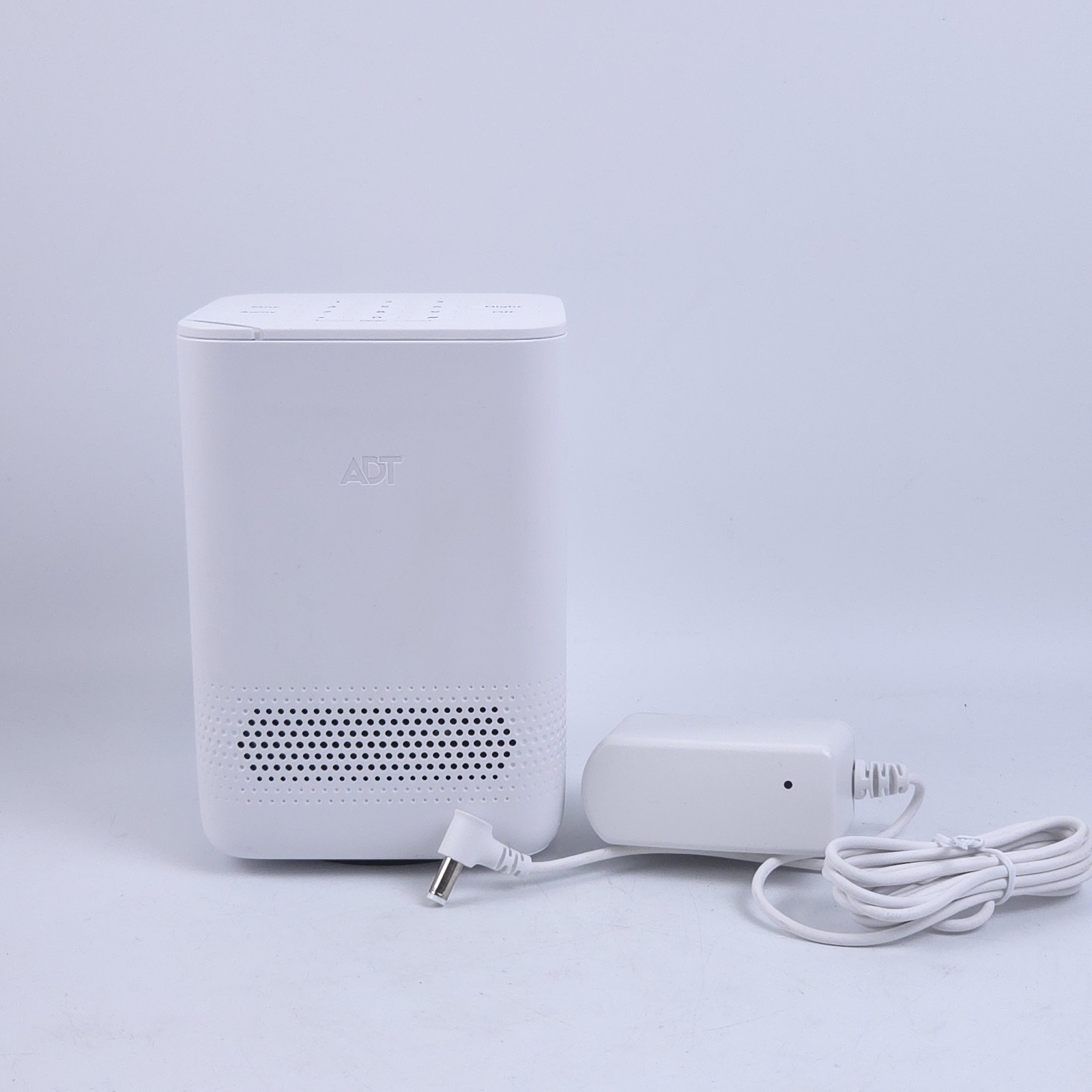 BLUE By ADT Smart Home Hub (S40LR0-01)