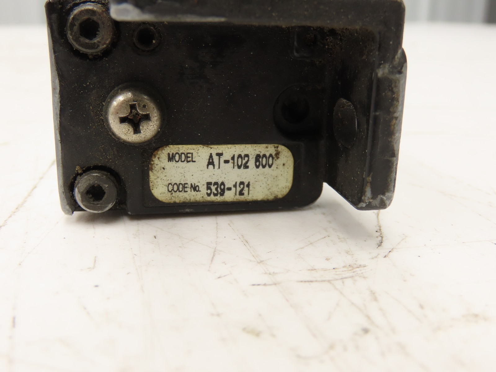 Mitutoyo AT102-600 Absolute Linear Digital Scale Encoder 600mm Travel