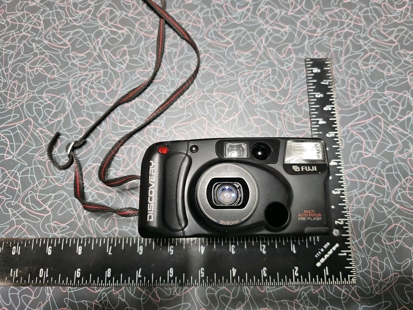 Fuji Discovery 400 Tele Plus 35mm Point & Shoot Camera Untested