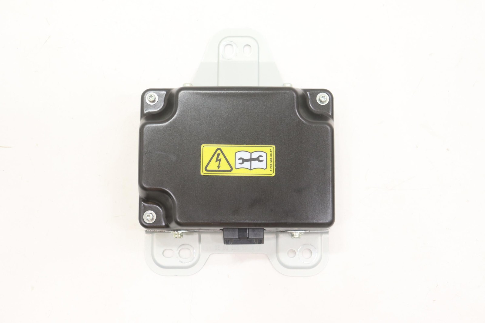 2007 - 2017 MERCEDES S550 W222 POWER INVERTER CONVERTOR MODULE OEM A1669820020