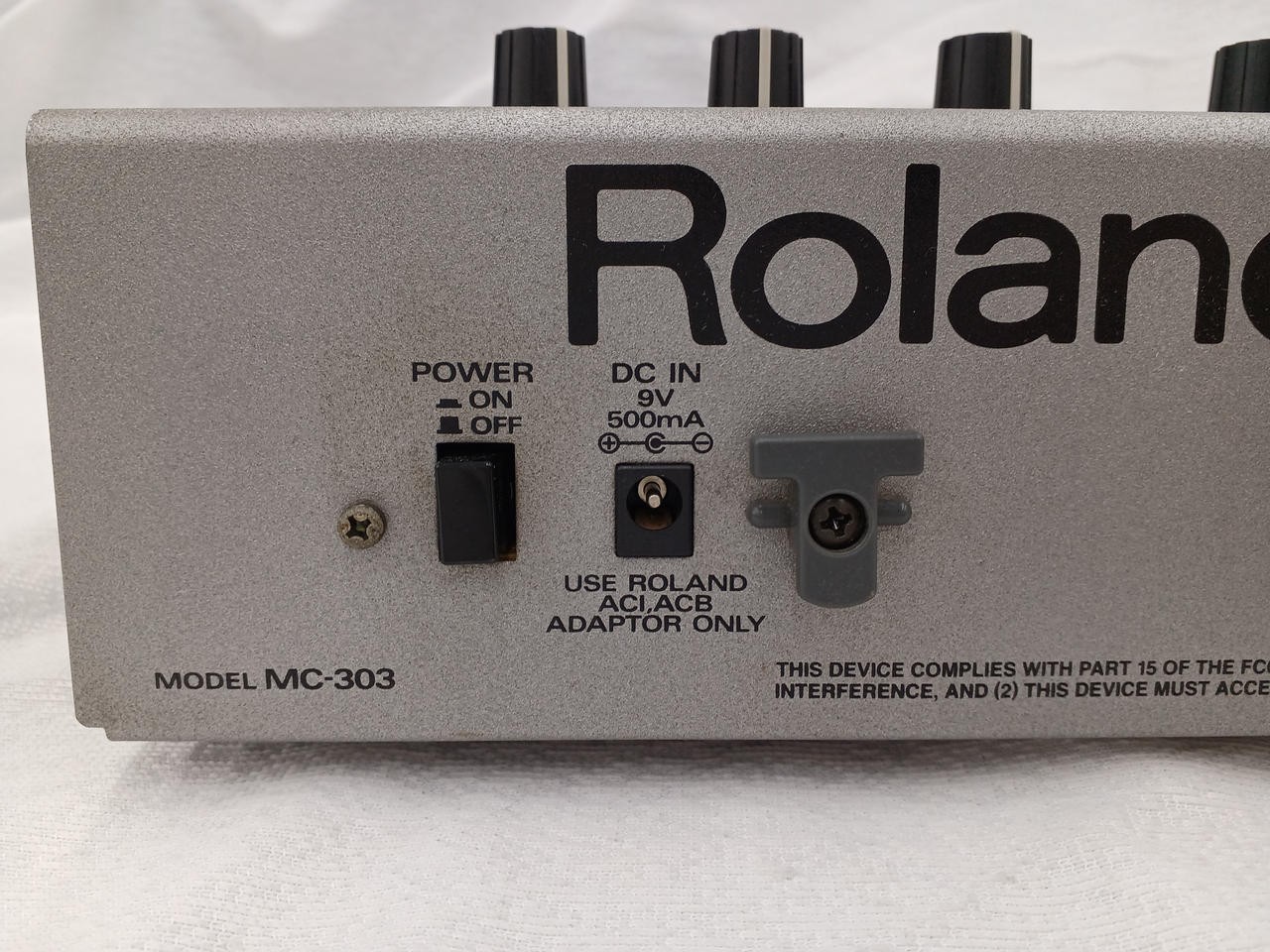Roland MC-303 Sequencer Groovebox Drum Machine Sound Module
