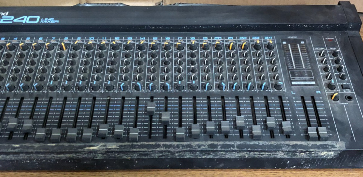 Roland M-240 Line Mixer - Untested