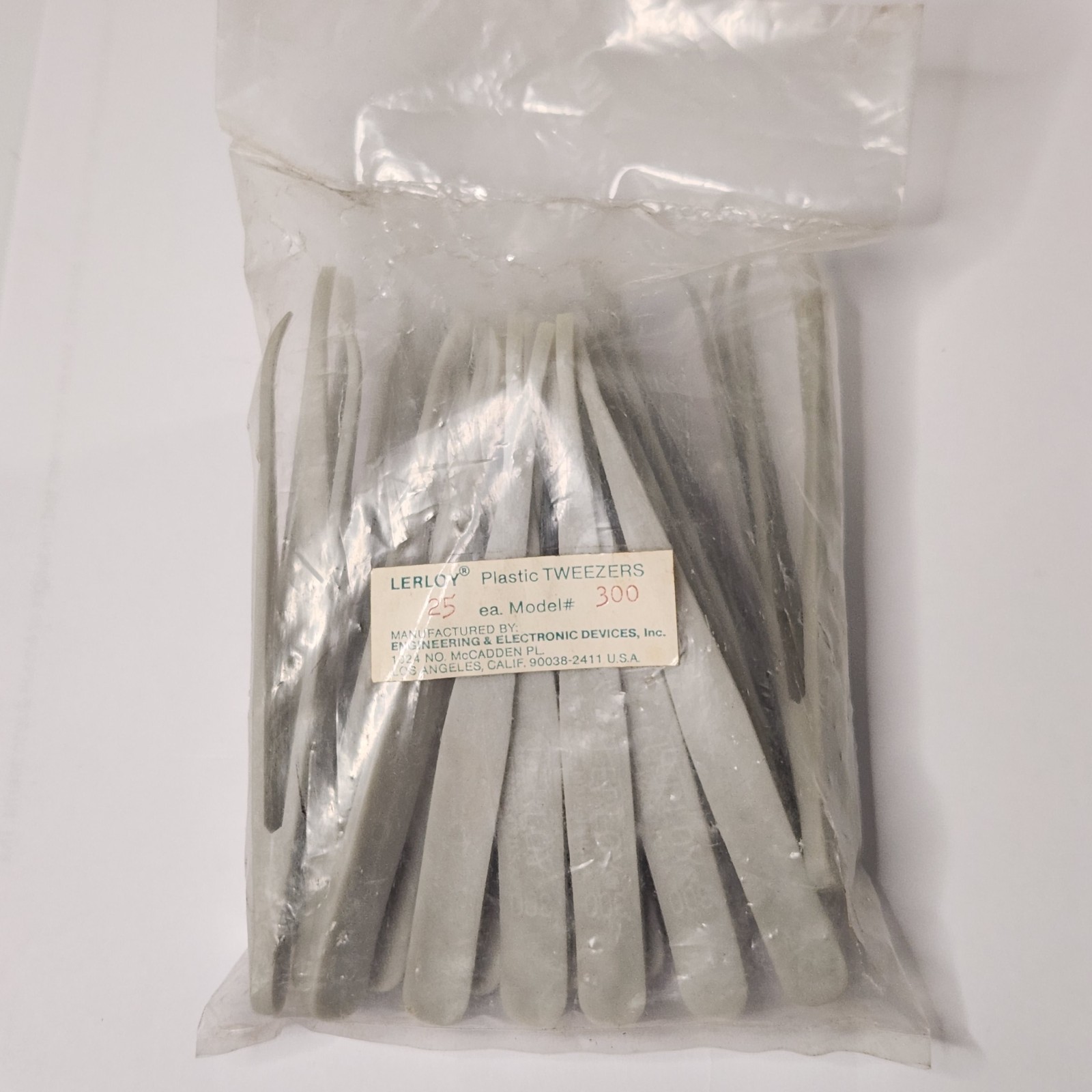 Lerloy Plastic Tweezers Model # 300 Lot of 25 pcs USA Laboratory Scientific Use