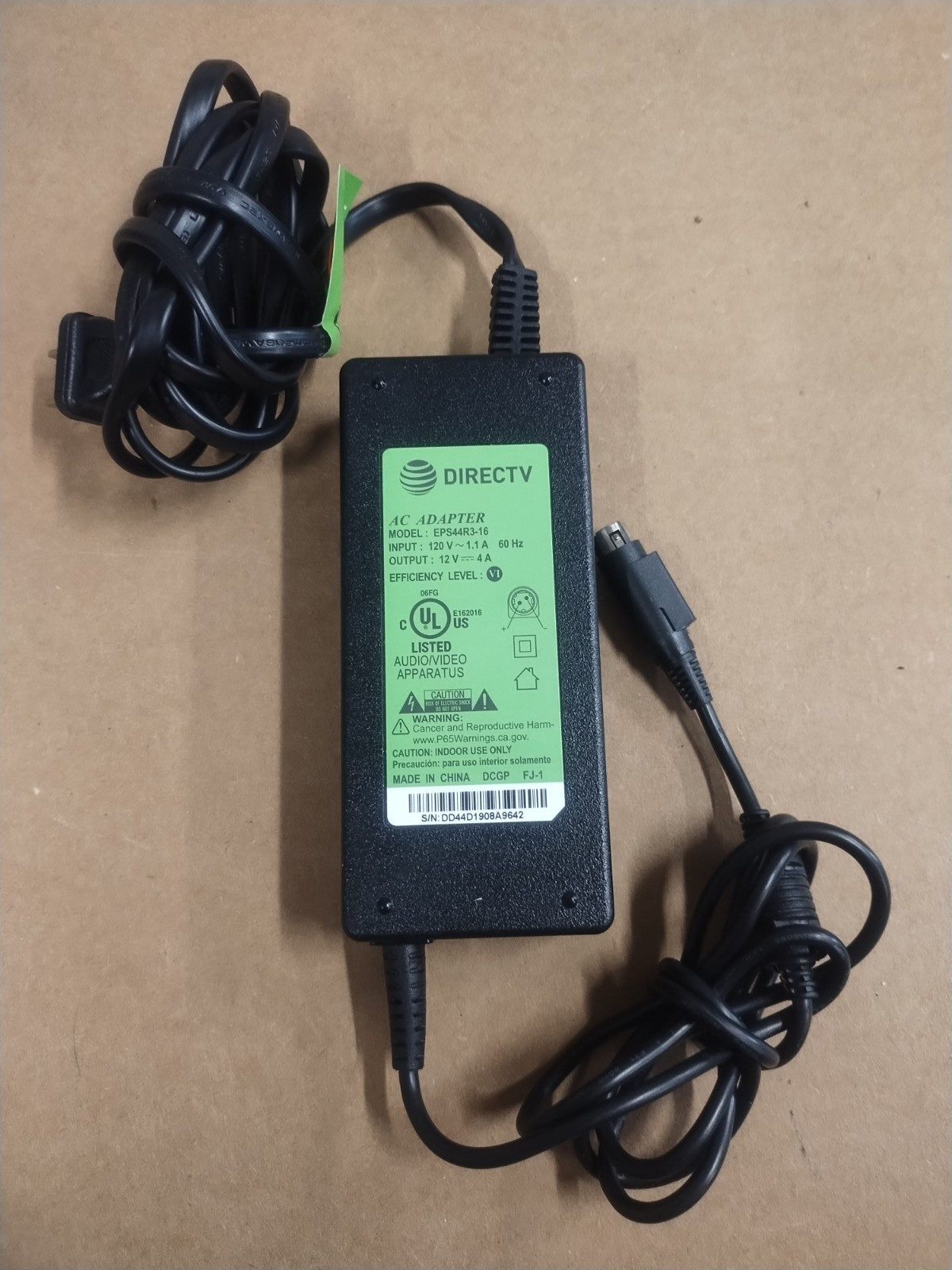DIRECTV Model EPS44R3-16 AC Adapter 12V 4.0A Power Supply Cord