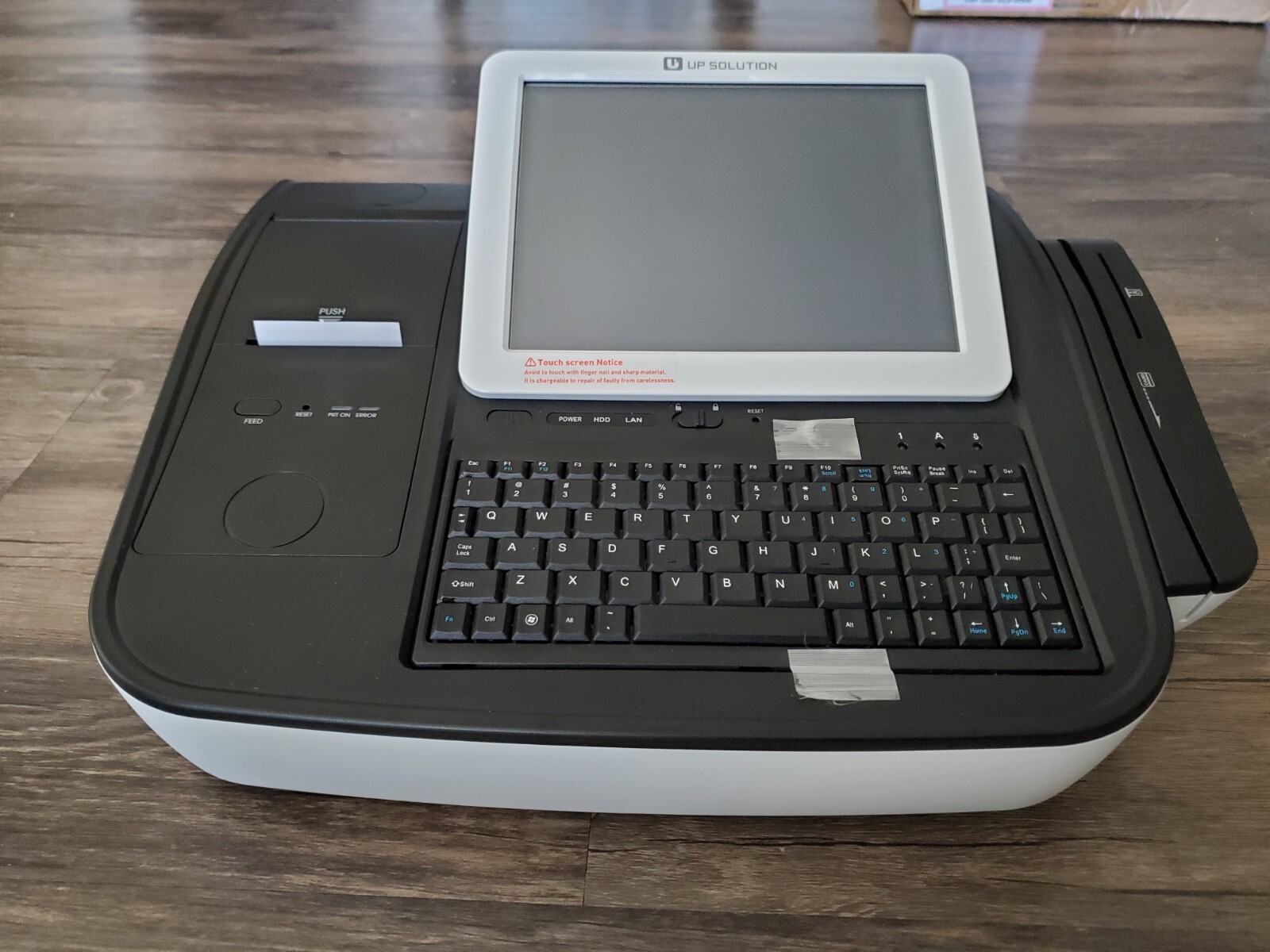 UP SOLUTION UP-3000 POS SYSTEM TOUCHSCREEN.UNIT ONLY.FOR PARTS.