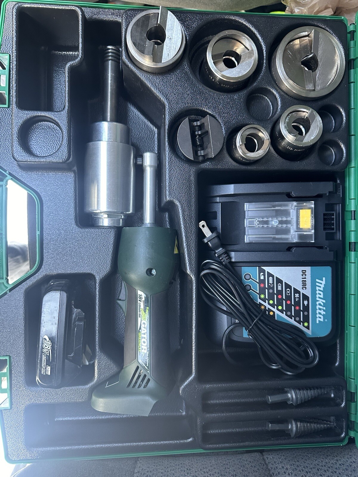 18v Greenlee Electric Knockout Set
