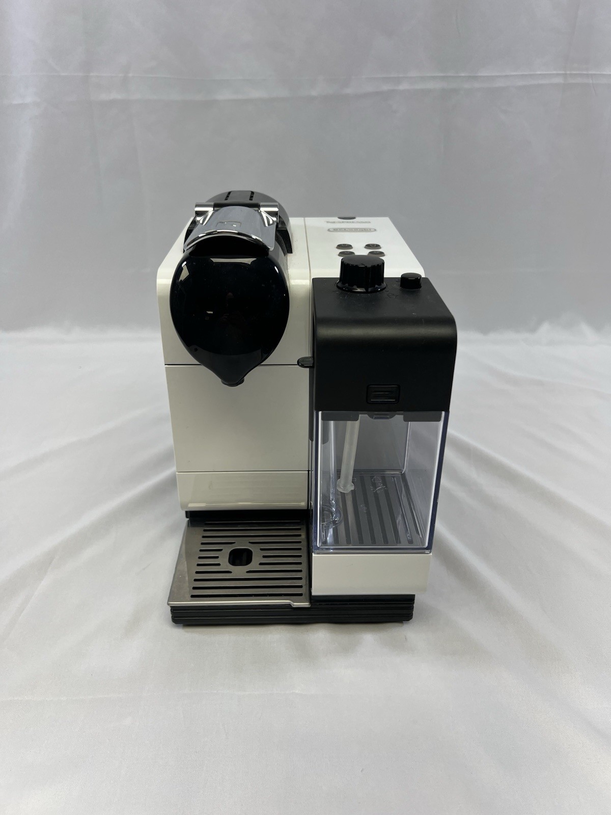 Delonghi Nespresso EN.520W Espresso Machine w/ Milk Frother