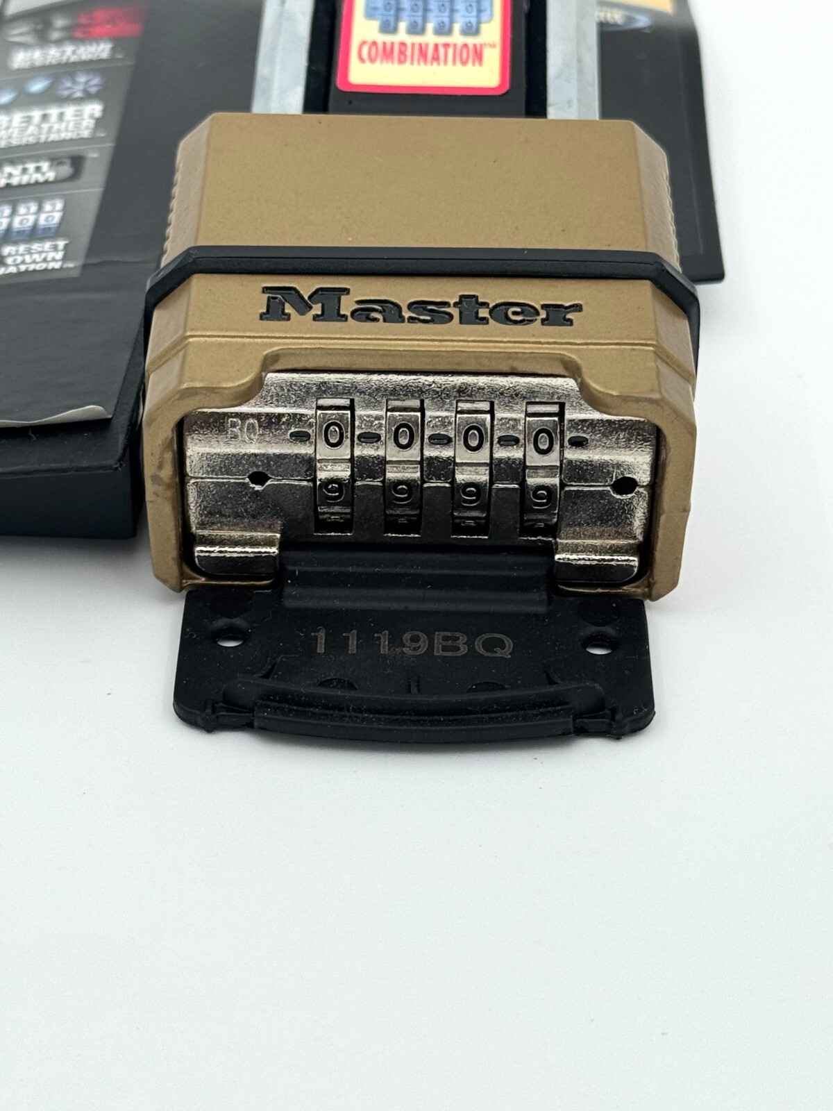 Master Lock M175BLCDLJ Heavy Duty Weatherproof Combination Padlock Resettable