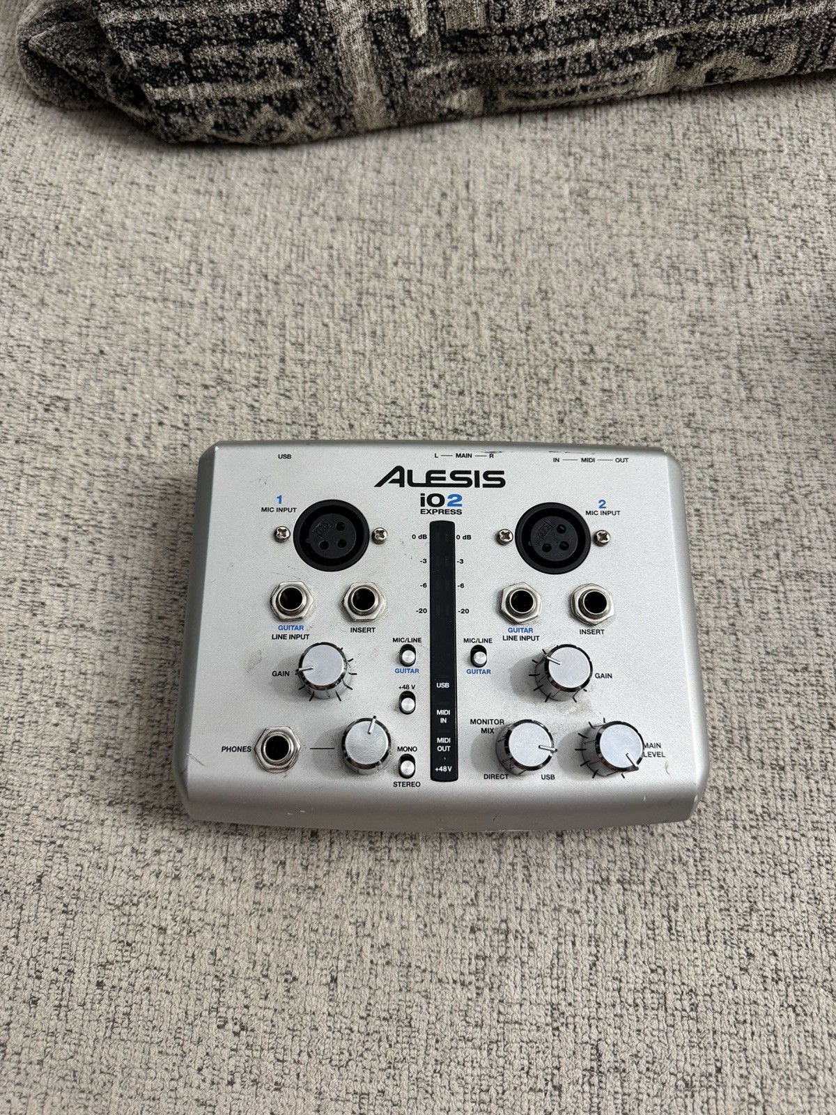 Alesis iO2 Express USB Audio Recording Interface 2-Channel MIDI I/O