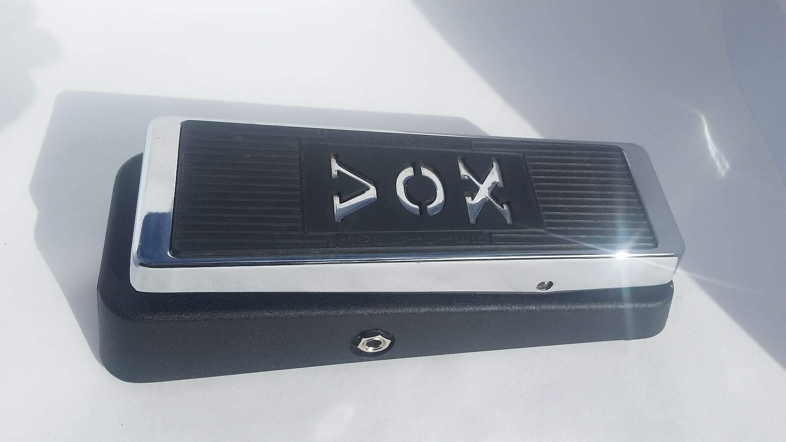 hotrod clyde, handwire, custom vox shell