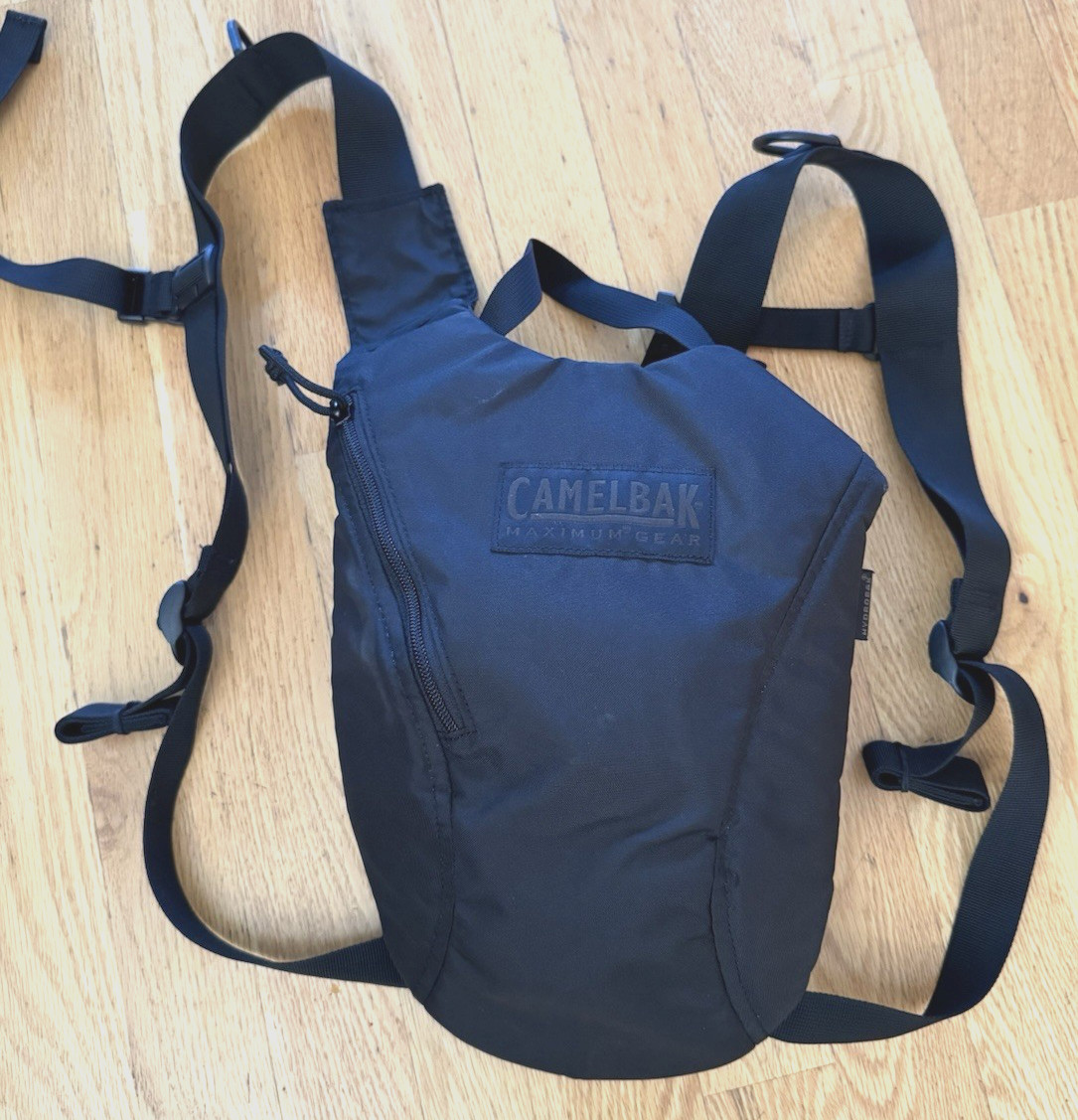 CamelBak Hydration Pack Backpack Black Small EUC No Bladder 14" X 9"