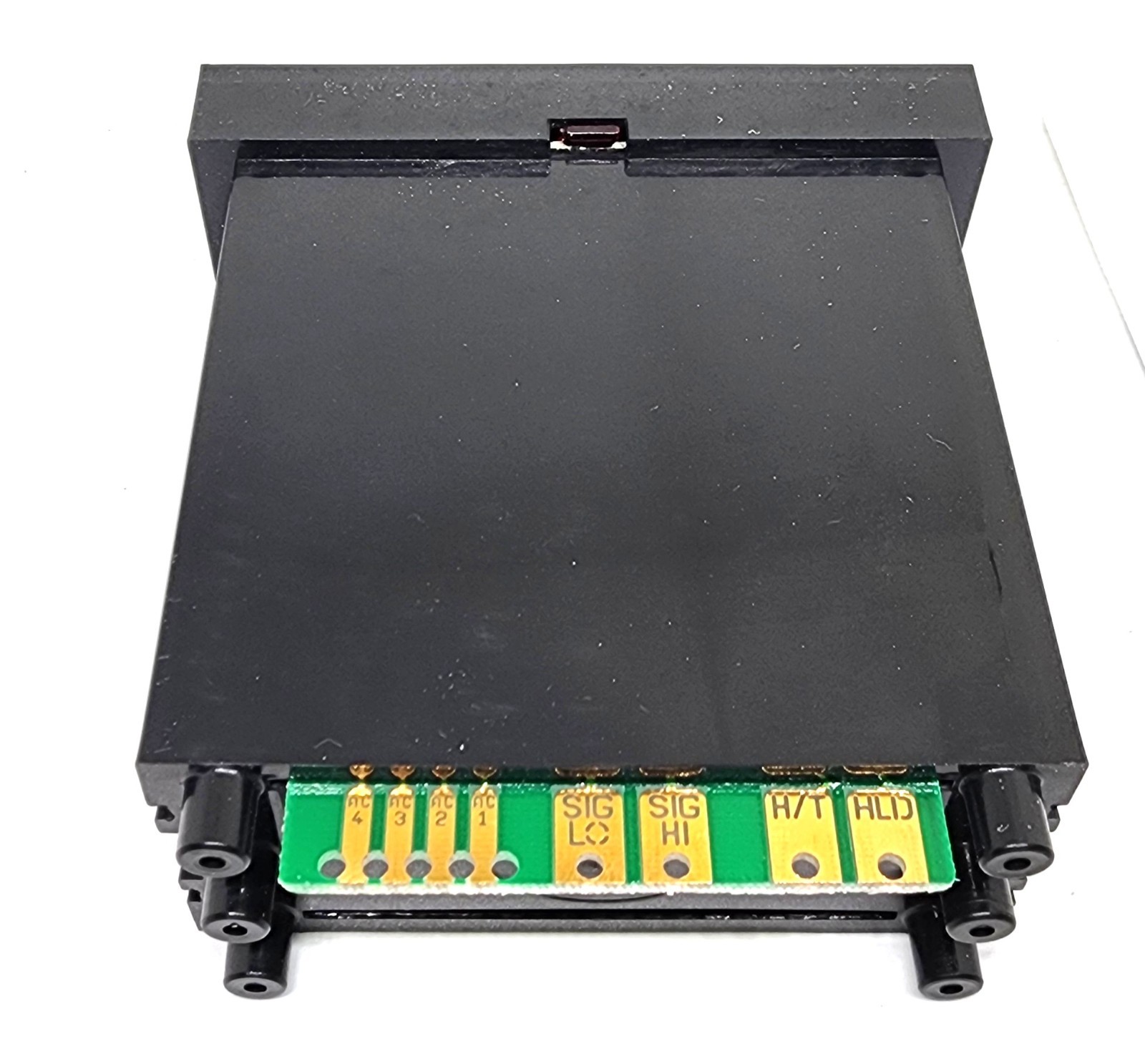 Texmate UM-35AC 199.9 VAC Digital Panel Meter 3½-Digit LED Display – Untested