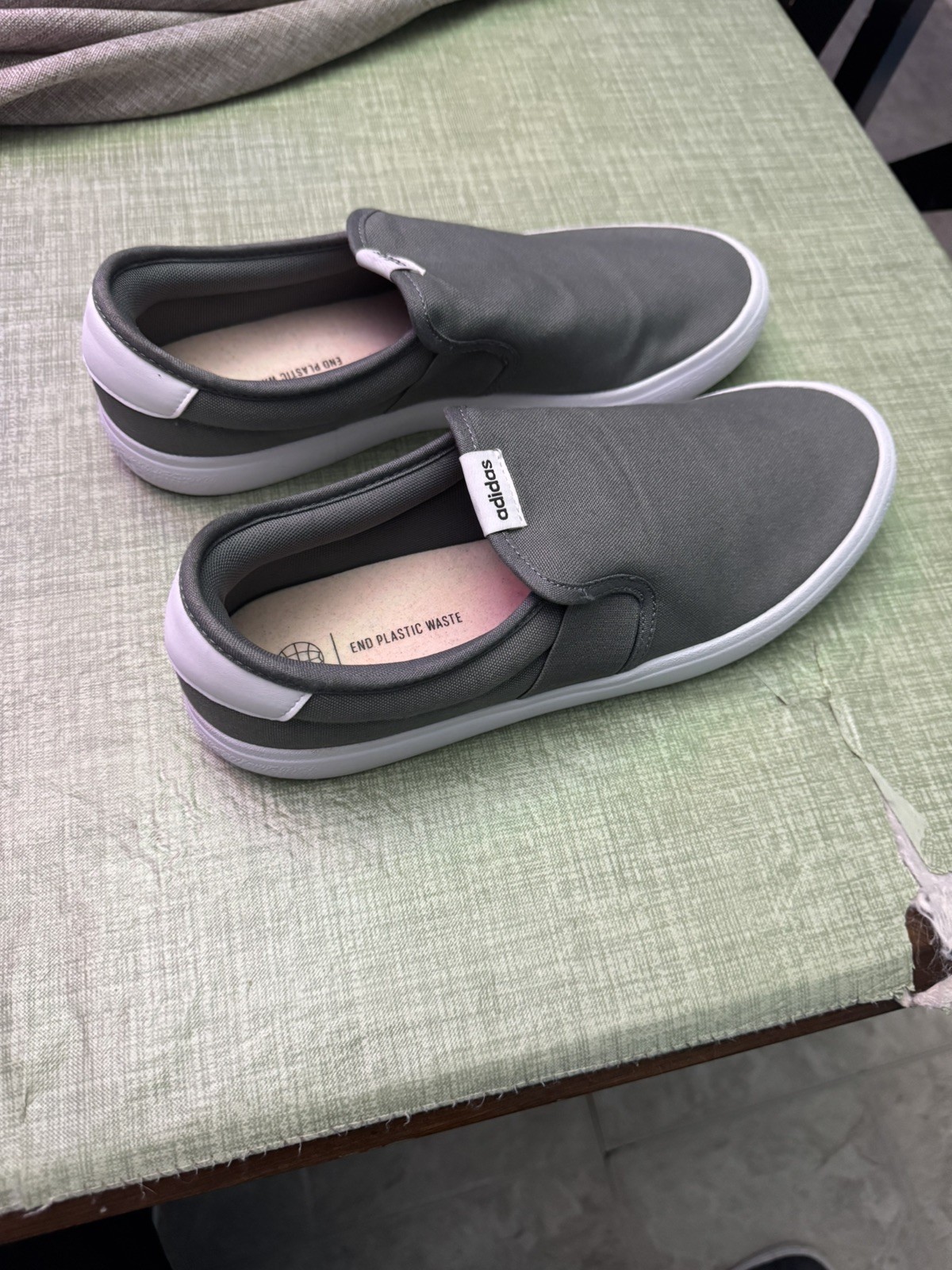 Adidas Vulcraider Slip On US Men 11
