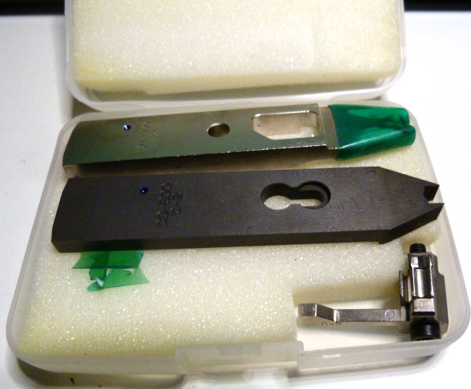 Die Set Mfg: Panduit CD-800-1
