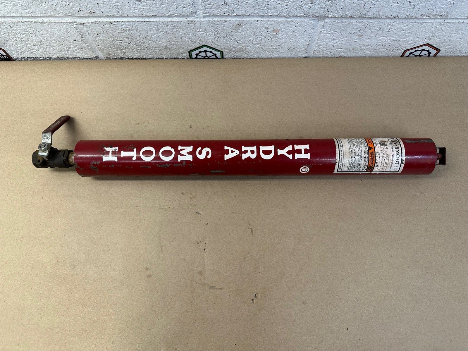 Hydra Smooth HS-100TP Hydraulic Accumulator