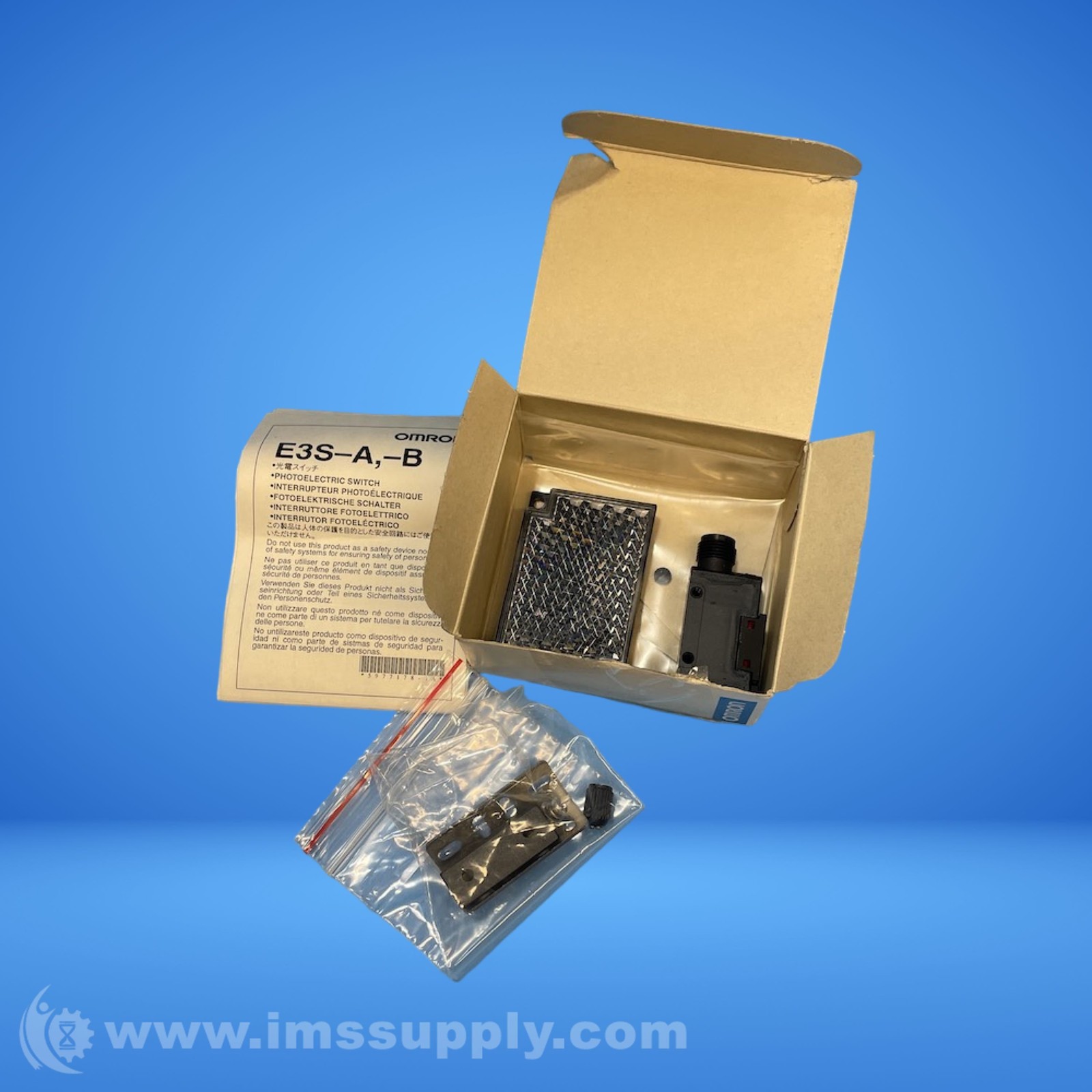 Omron E3S-AR66 Photoelectric Sensor FNOB