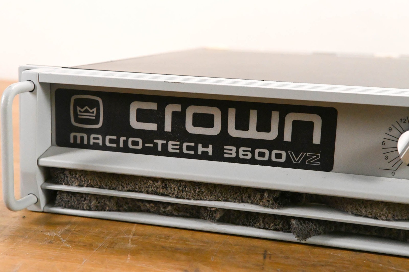 Crown Macro-Tech 3600VZ 2-Channel Power Amplifier CG01ZTH