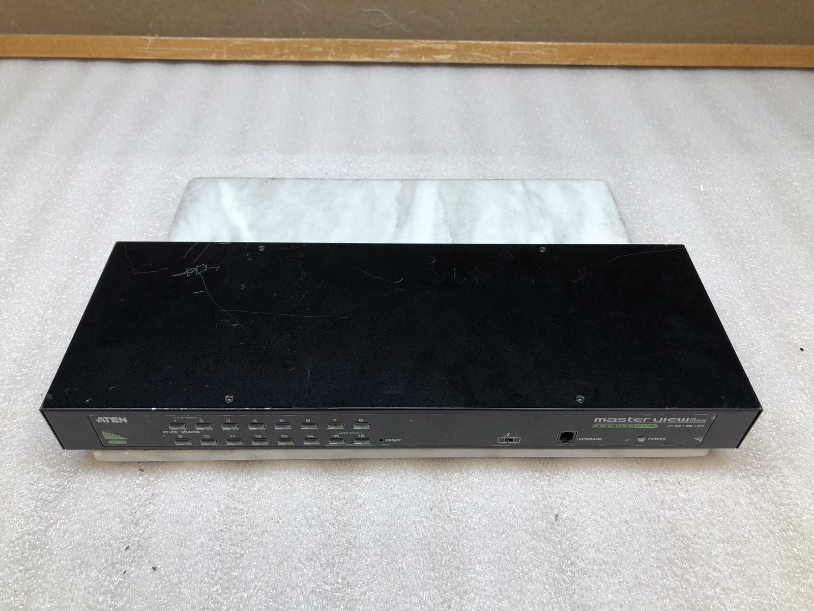 ATEN Master Viewmax CS1316 PS/2-USB KVM 16 Port Switch RESET / TESTED