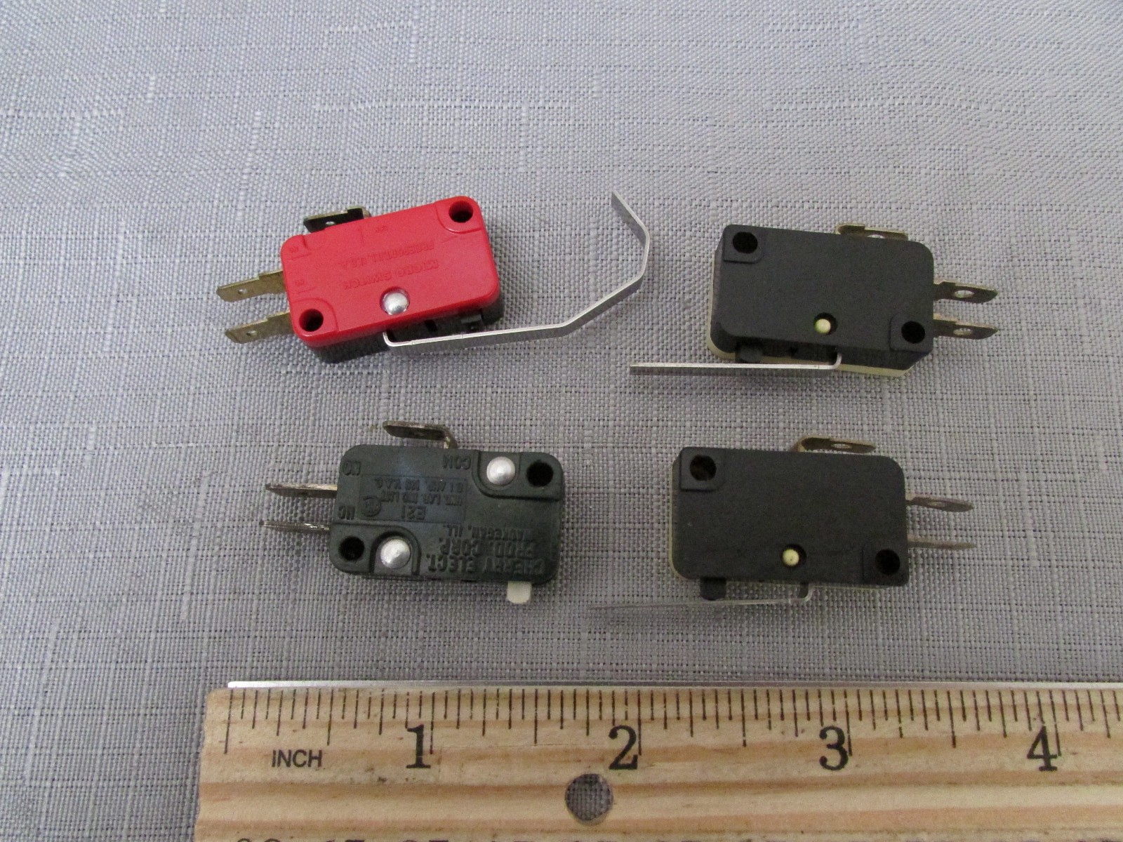 (4) Micro-Switch Type Limit Switches Zippy Cherry Micro-Switch