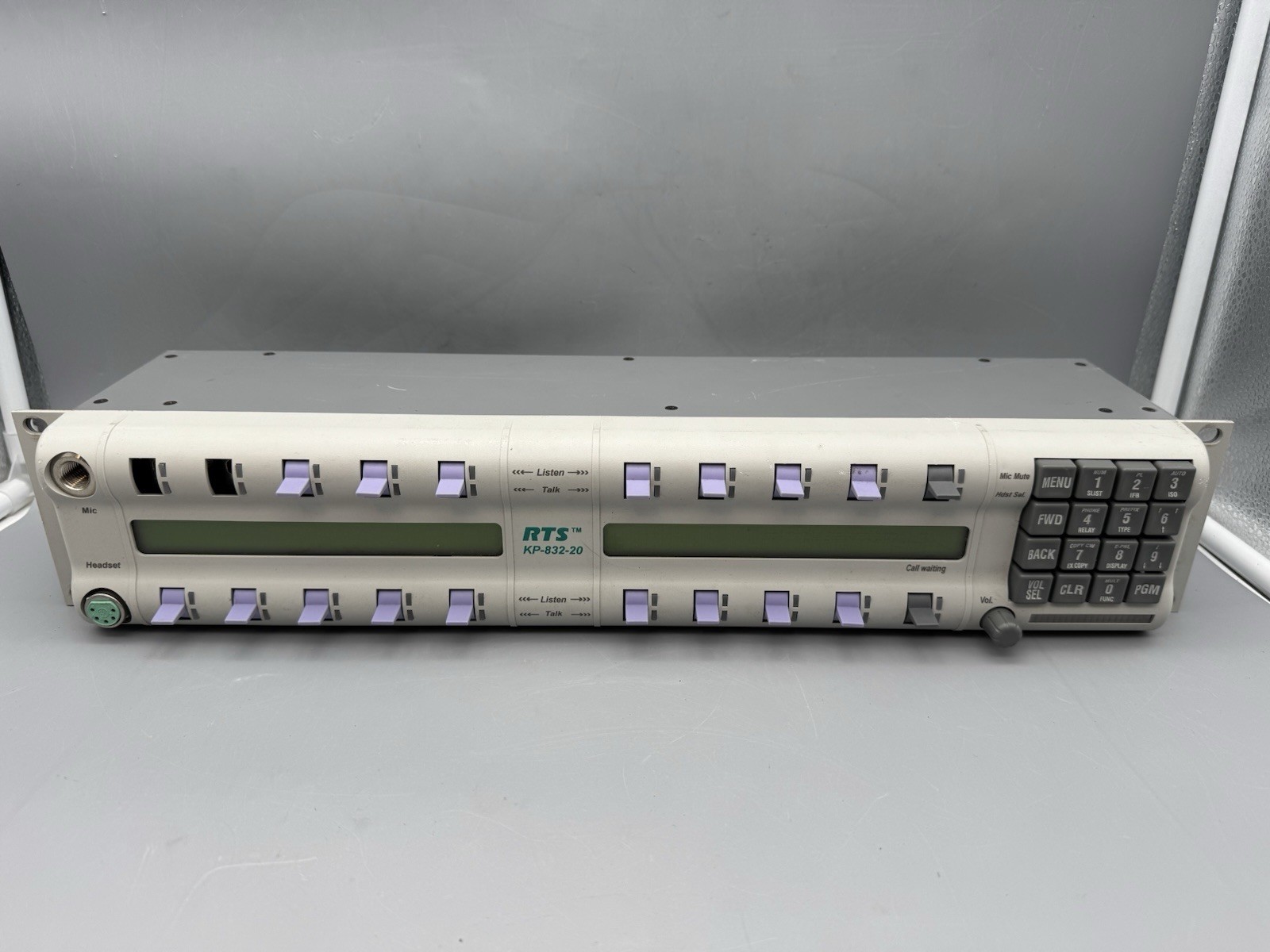 RTS KP-832-20 Digital Keypanel Intercom Console Telex Rack-Missing 2 switches
