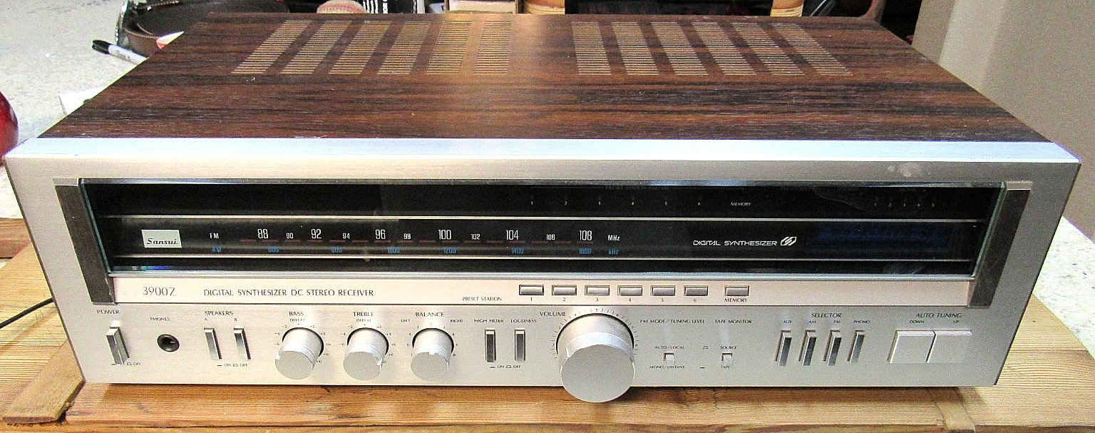 Sansui 3900z Stereo Receiver. Works & Sounds Great POTS NEED TO BE CLEANED