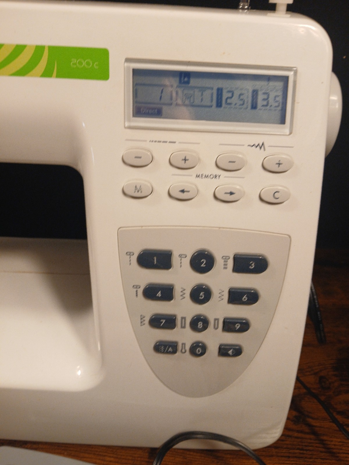 Pfaff Smart 200c Computerized Sewing Machine – Tested