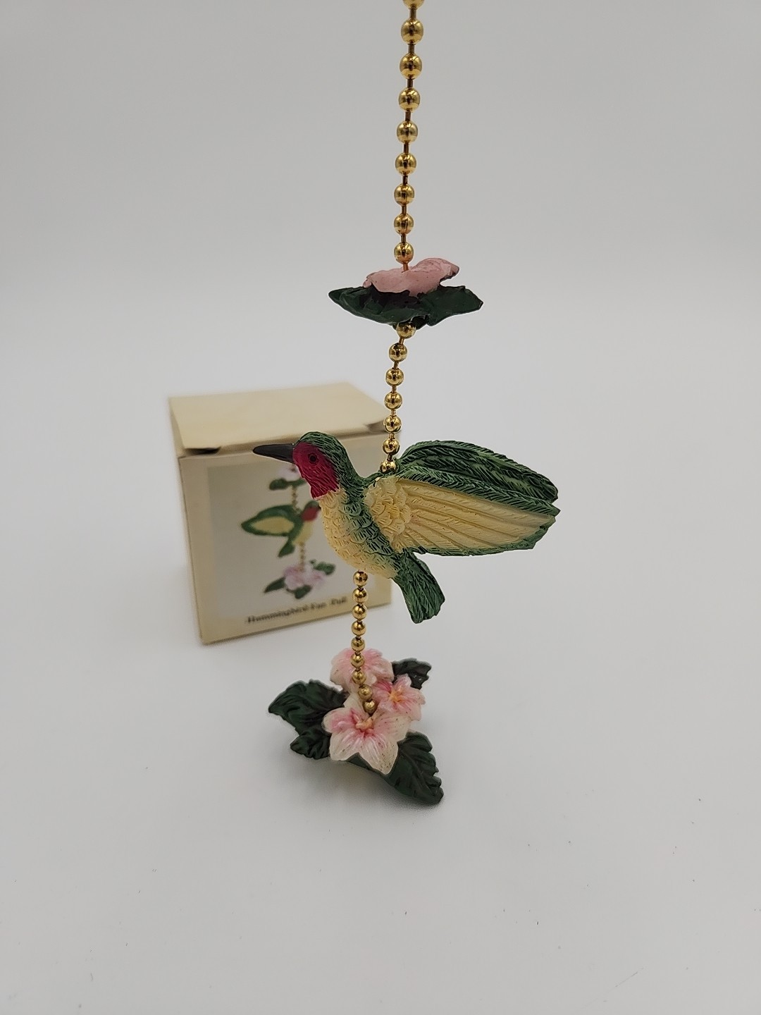 Hummingbird & Flower Fan / Light Pull Chain Resin W/ 9" Chain Lighting Bird