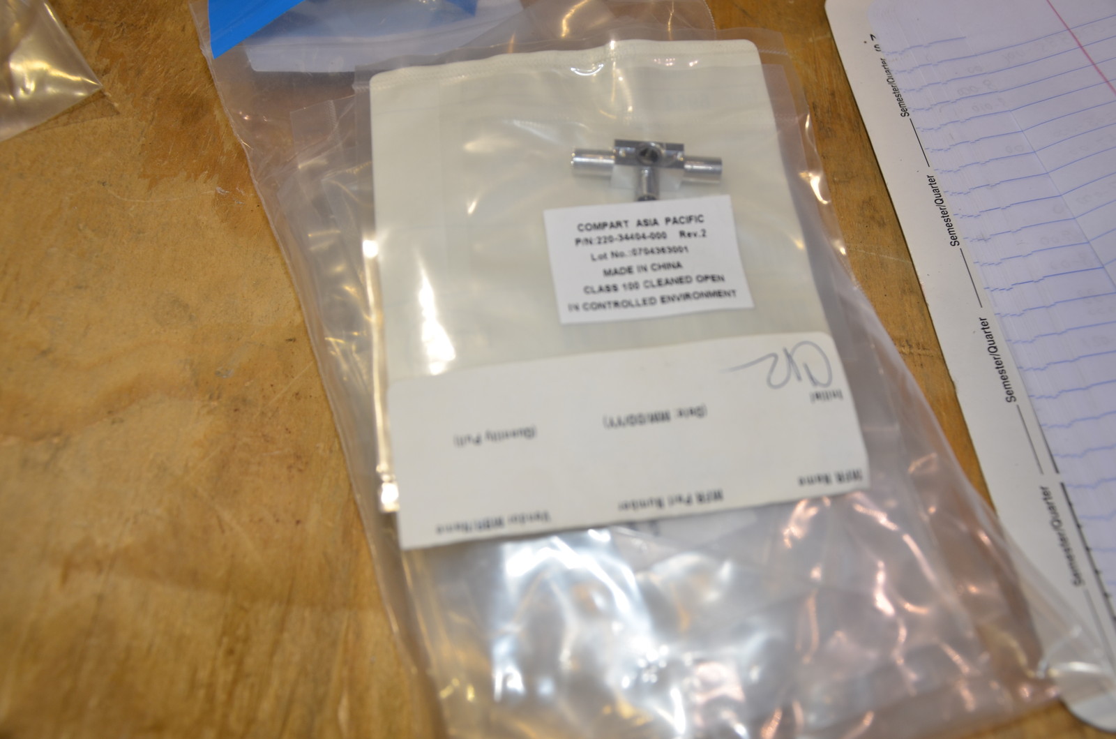 Compart Asia Pacific Manifold Teebow 220-34404-000 NEW AMAT Applied Materials