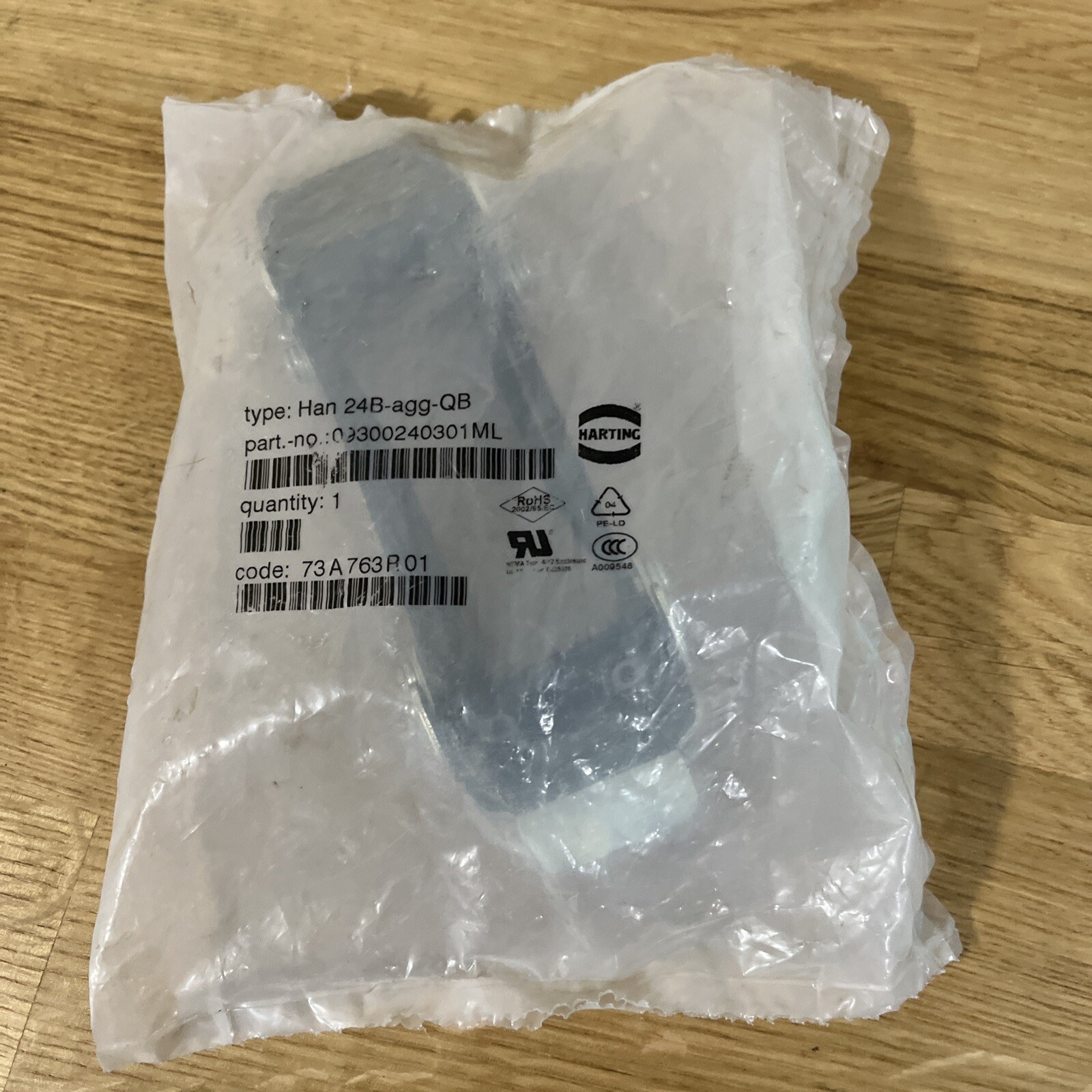 HARTING 09300240301ML / 09300240301ML (NEW IN BOX)