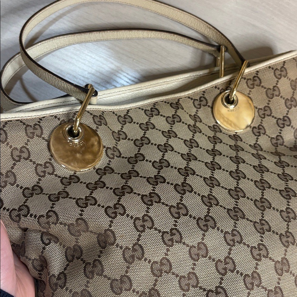 Gucci Beige and Brown Shoulder Bag